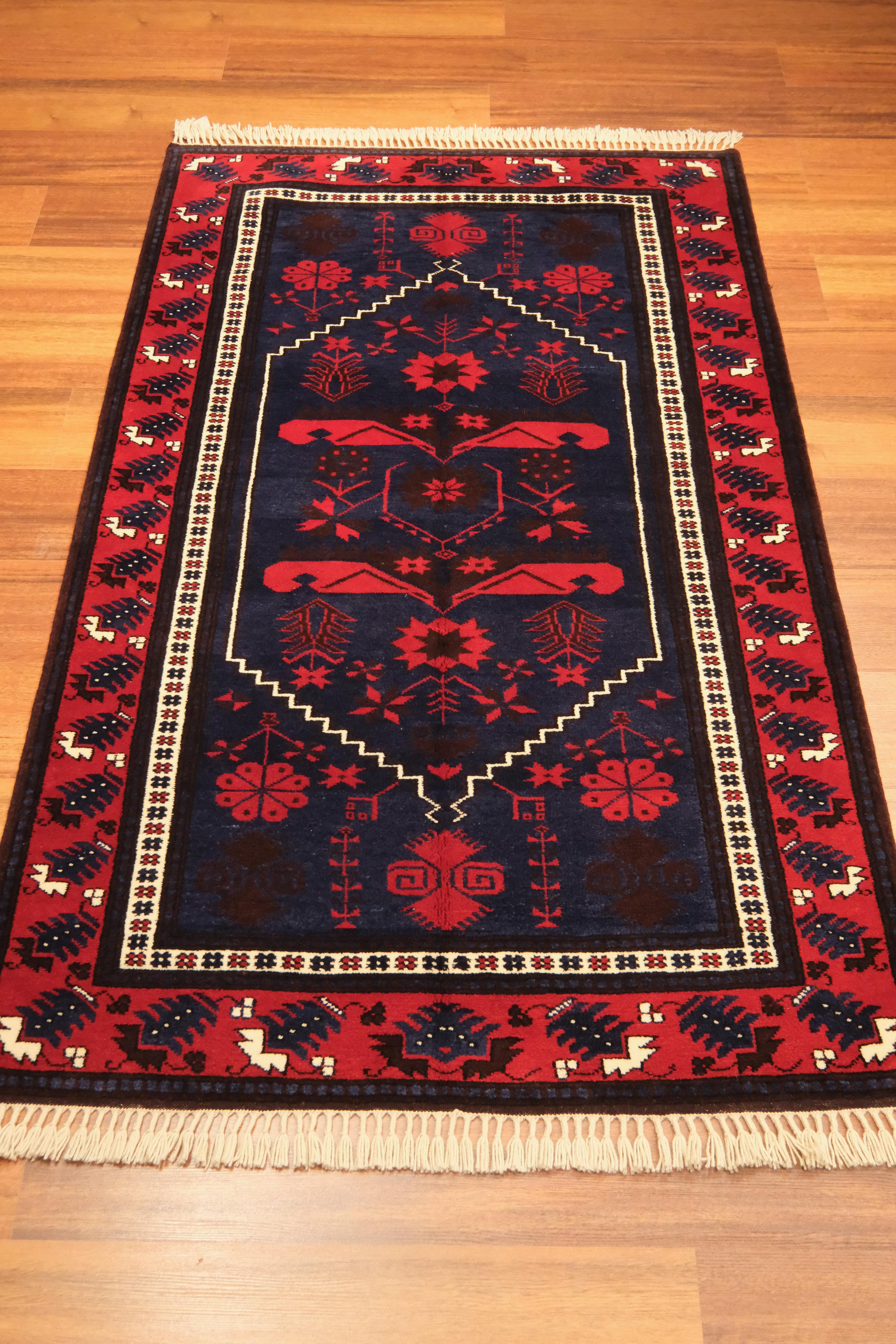 Öğretmenler Carpet Hand-Woven Yağcı Bedir Carpet 4376