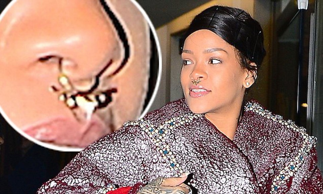 Rihanna Nose Piercing