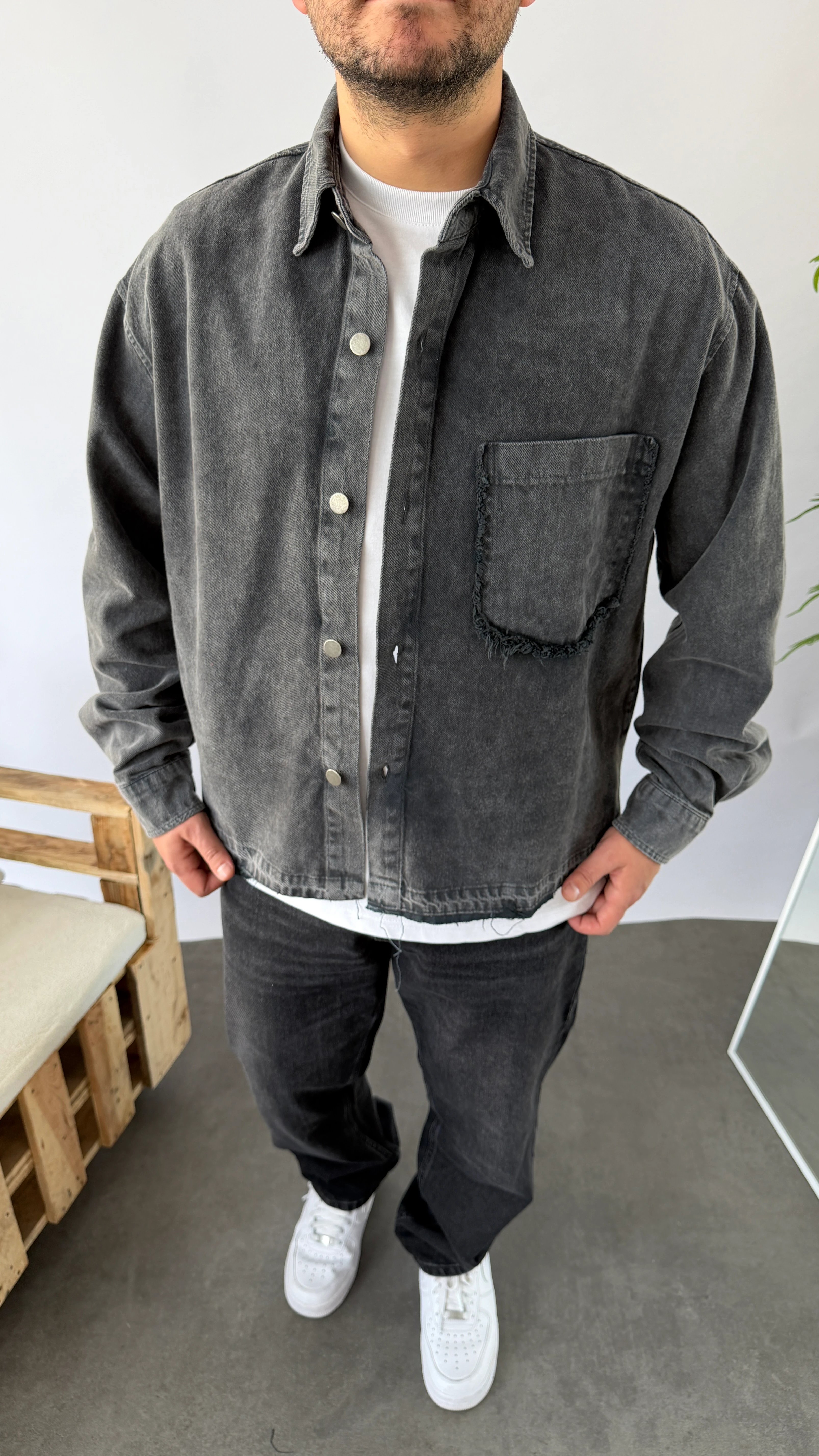 Siyah Yıkamalı Boxy Fit Kot Ceket