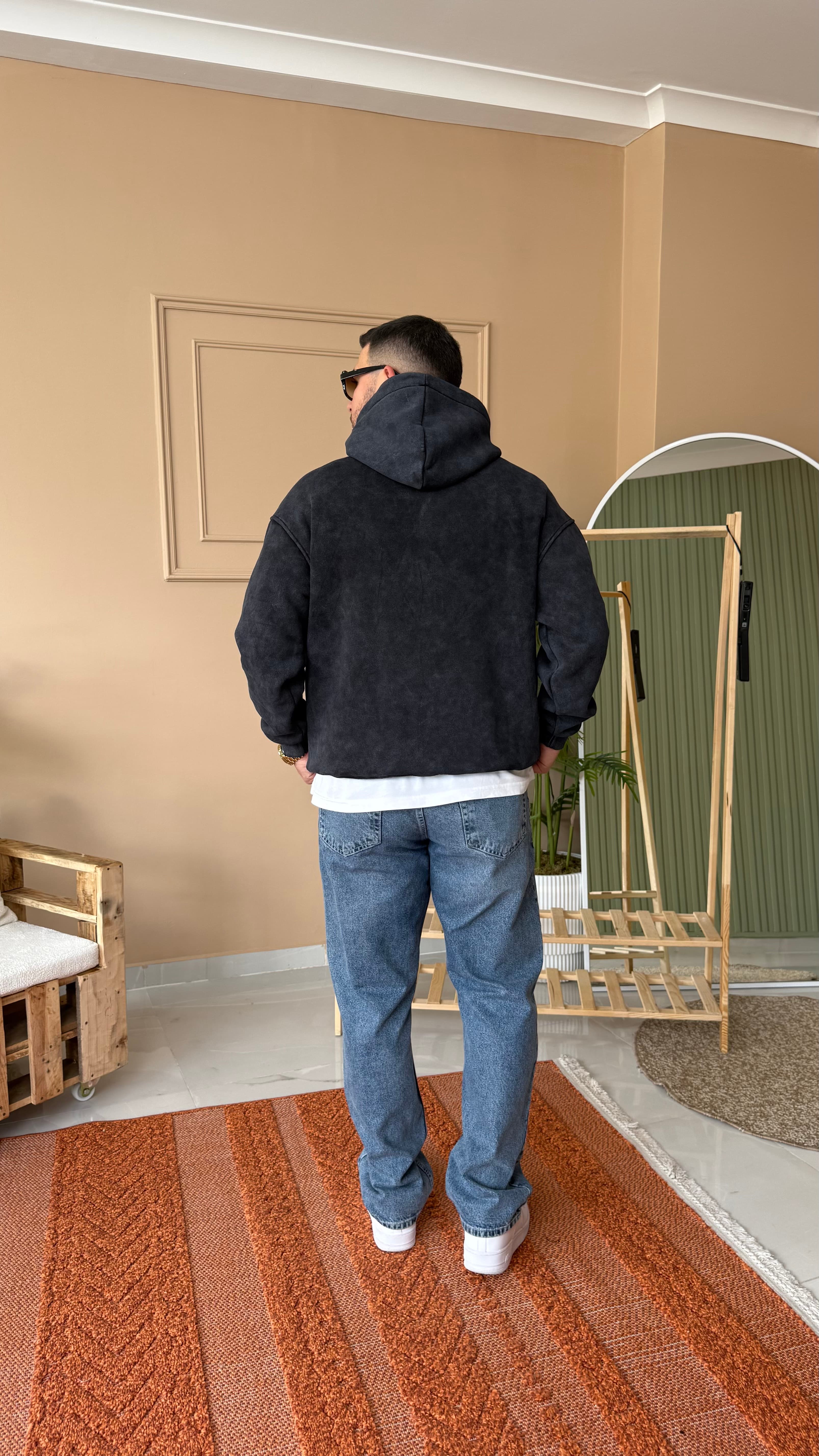 Siyah 1975 Patchli Yıkamalı Oversize Sweatshirt