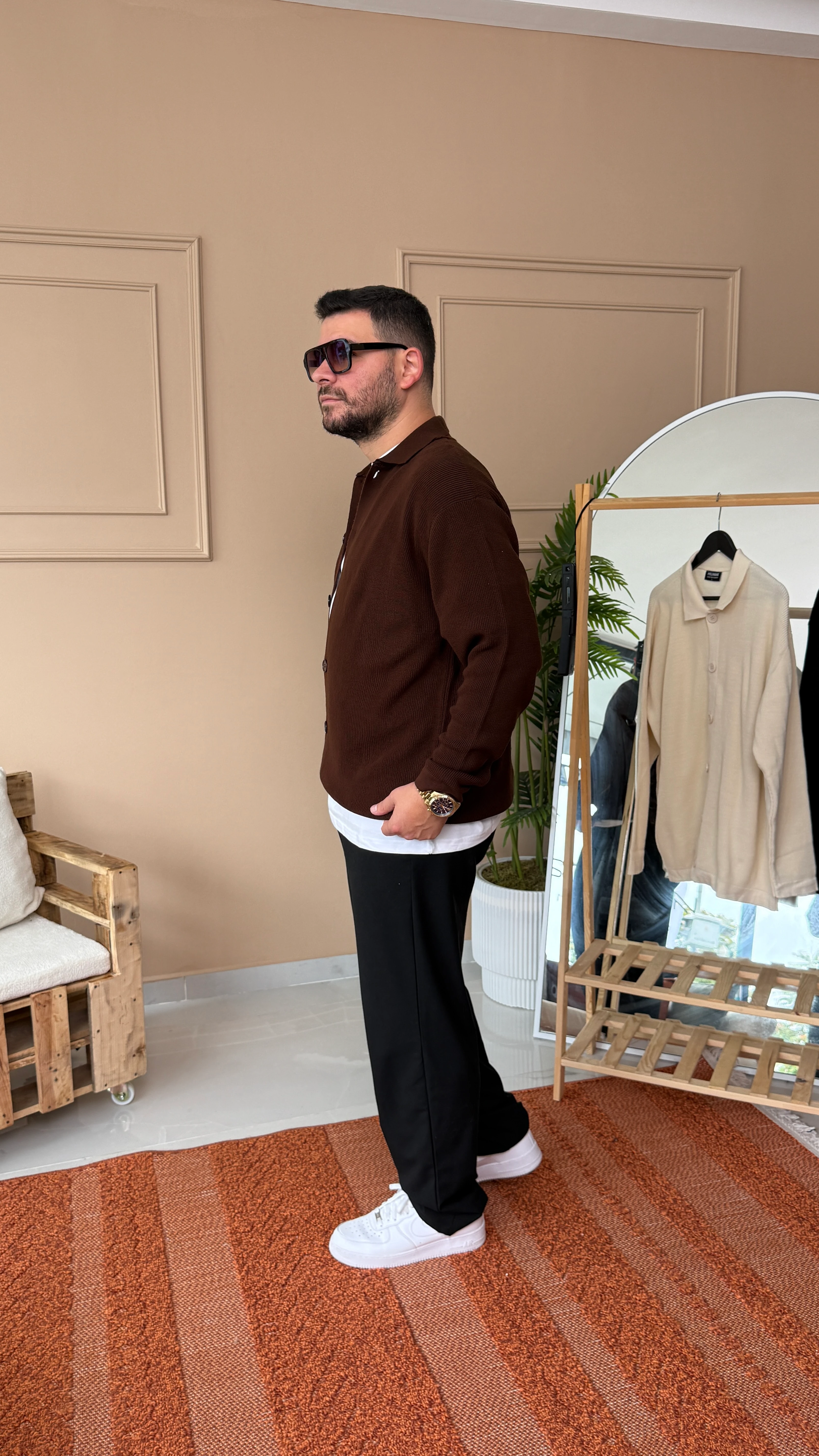 Kahverengi Regular Kalıp Düğmeli Triko Hırka