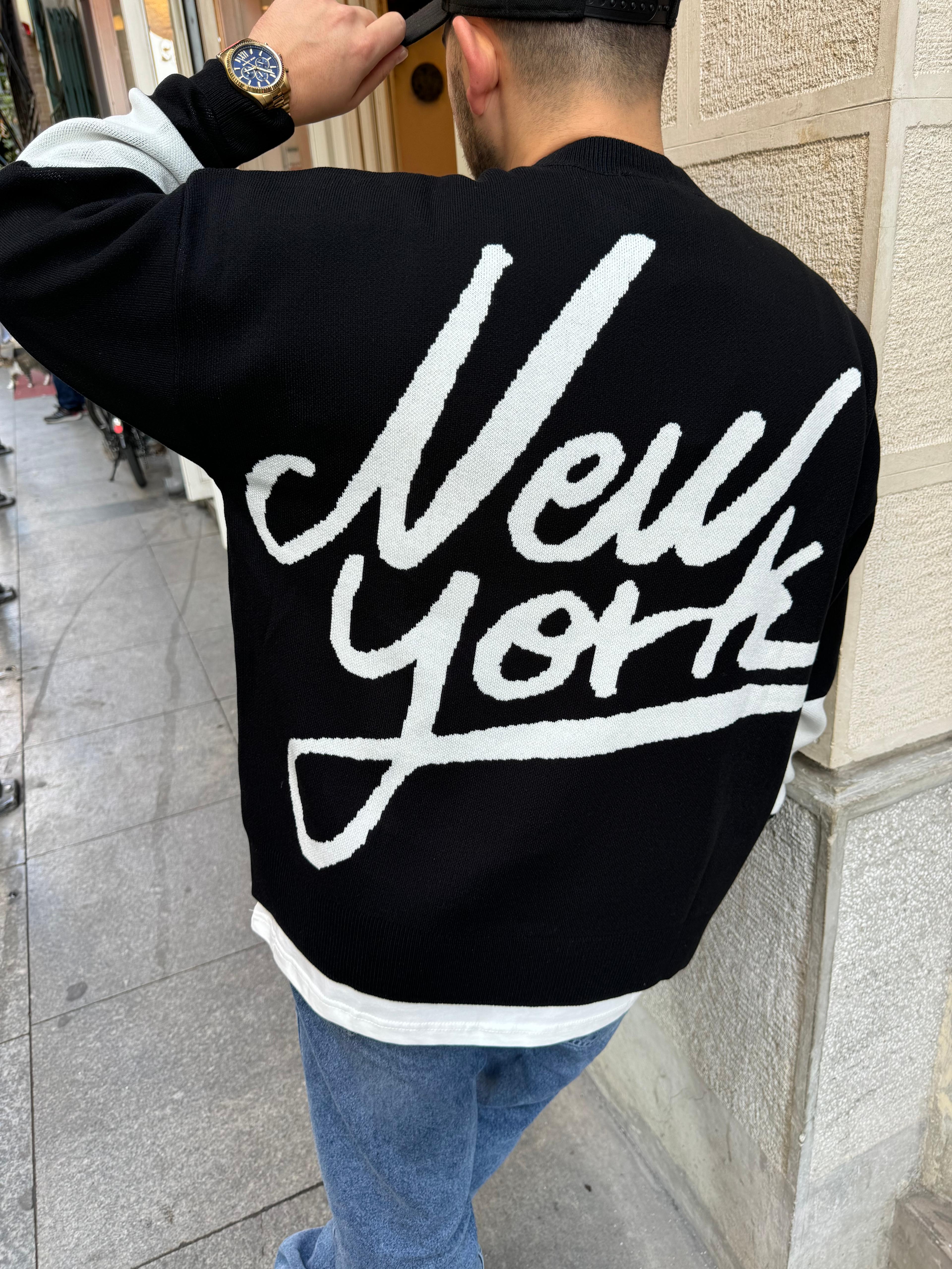 Siyah New York İşlemeli Oversize Örme Triko Sweatshirt