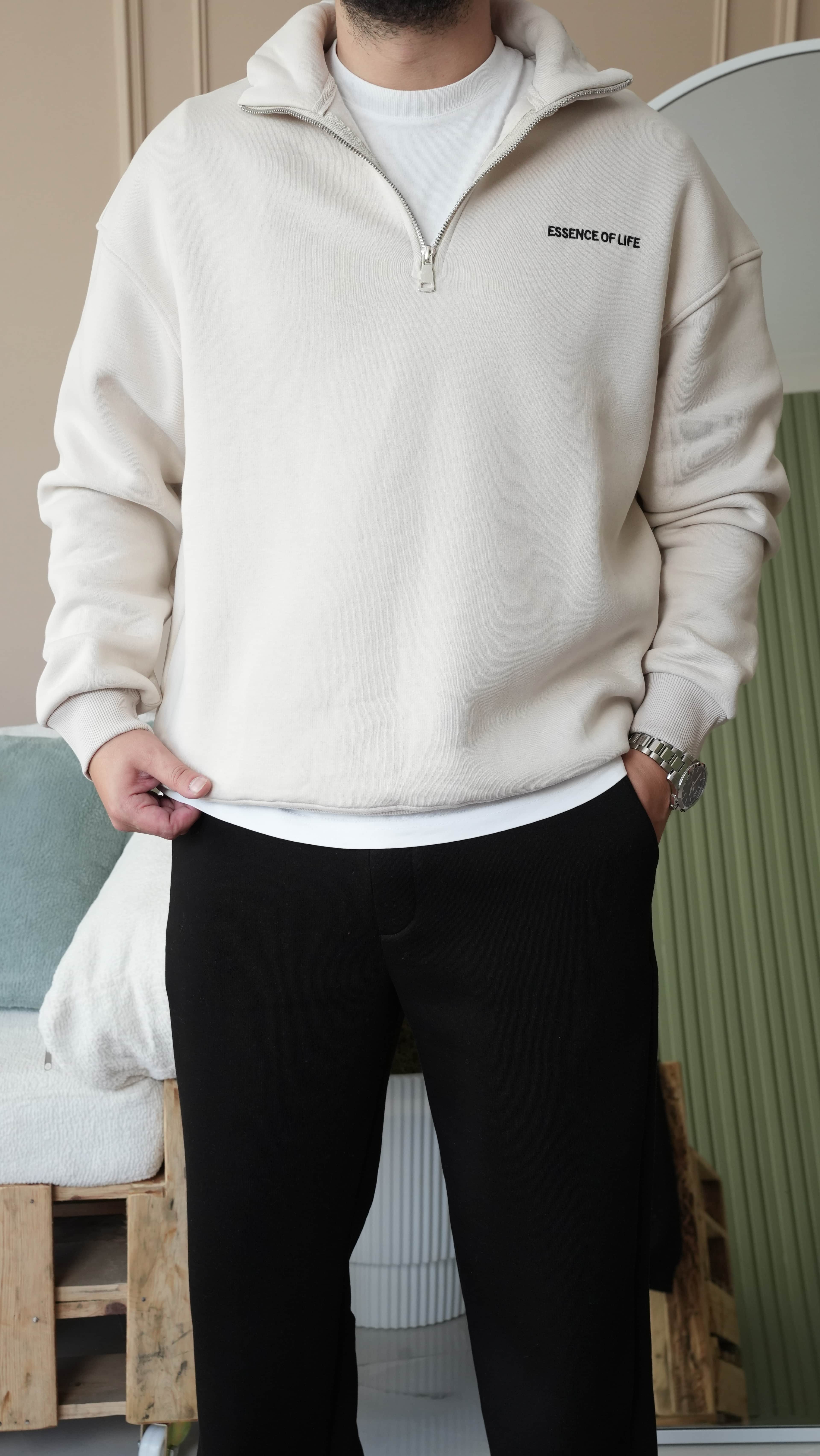 Essence Nakışlı Yarım Fermuarlı Oversize Krem Sweatshirt