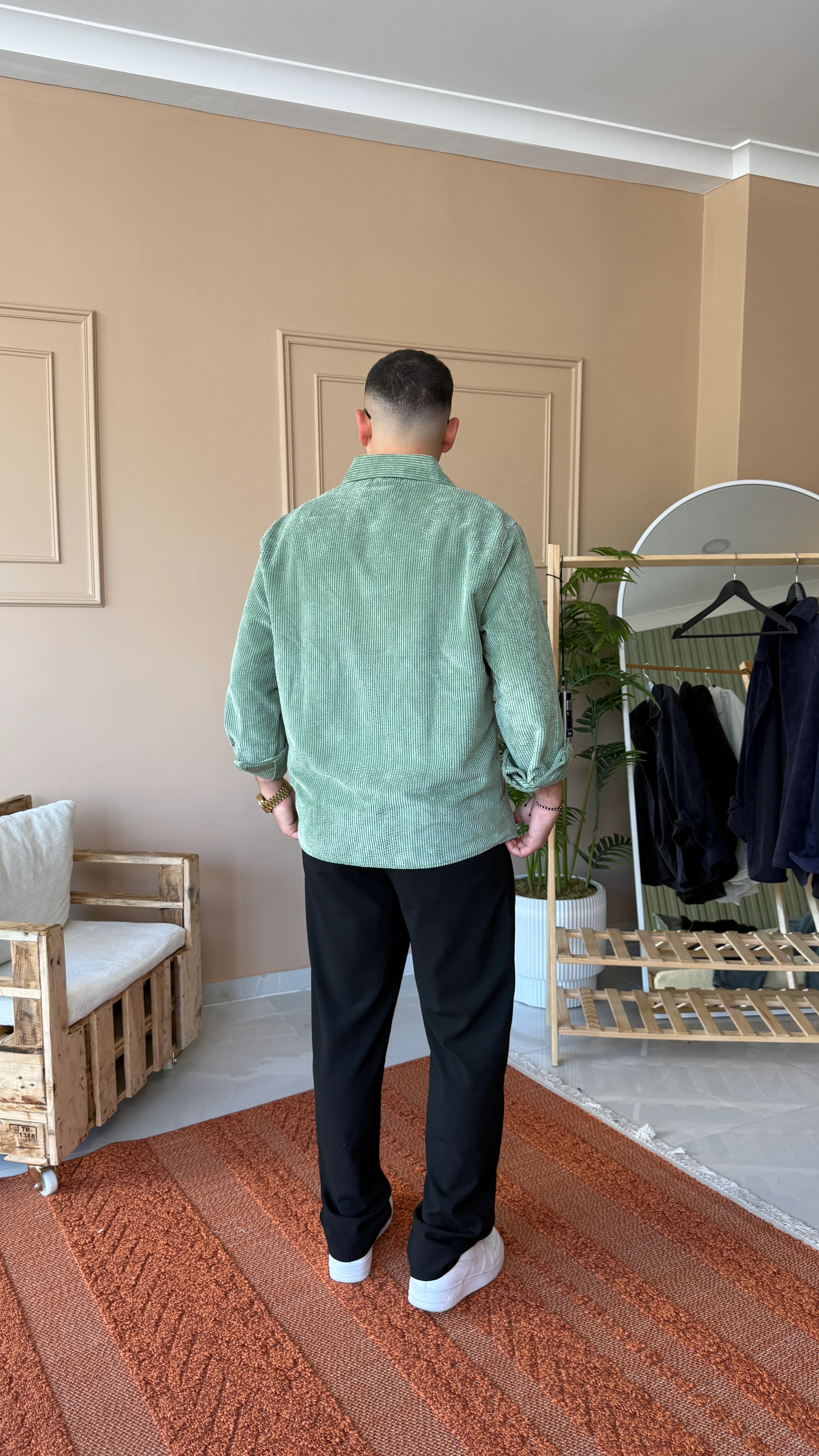 Yeşil Oversize Kadife Gömlek