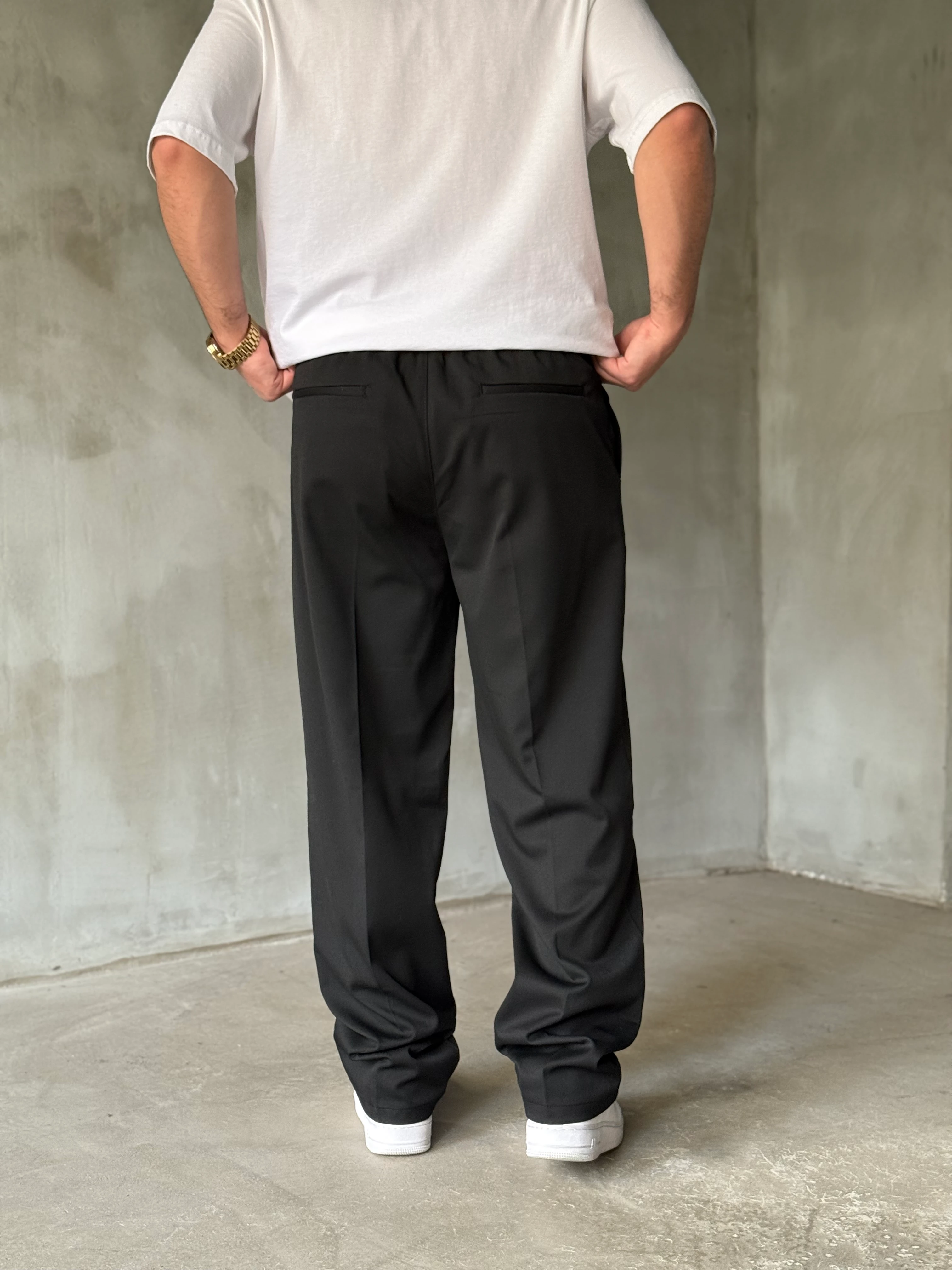 Siyah Pileli Kışlık Kumaş Pantolon