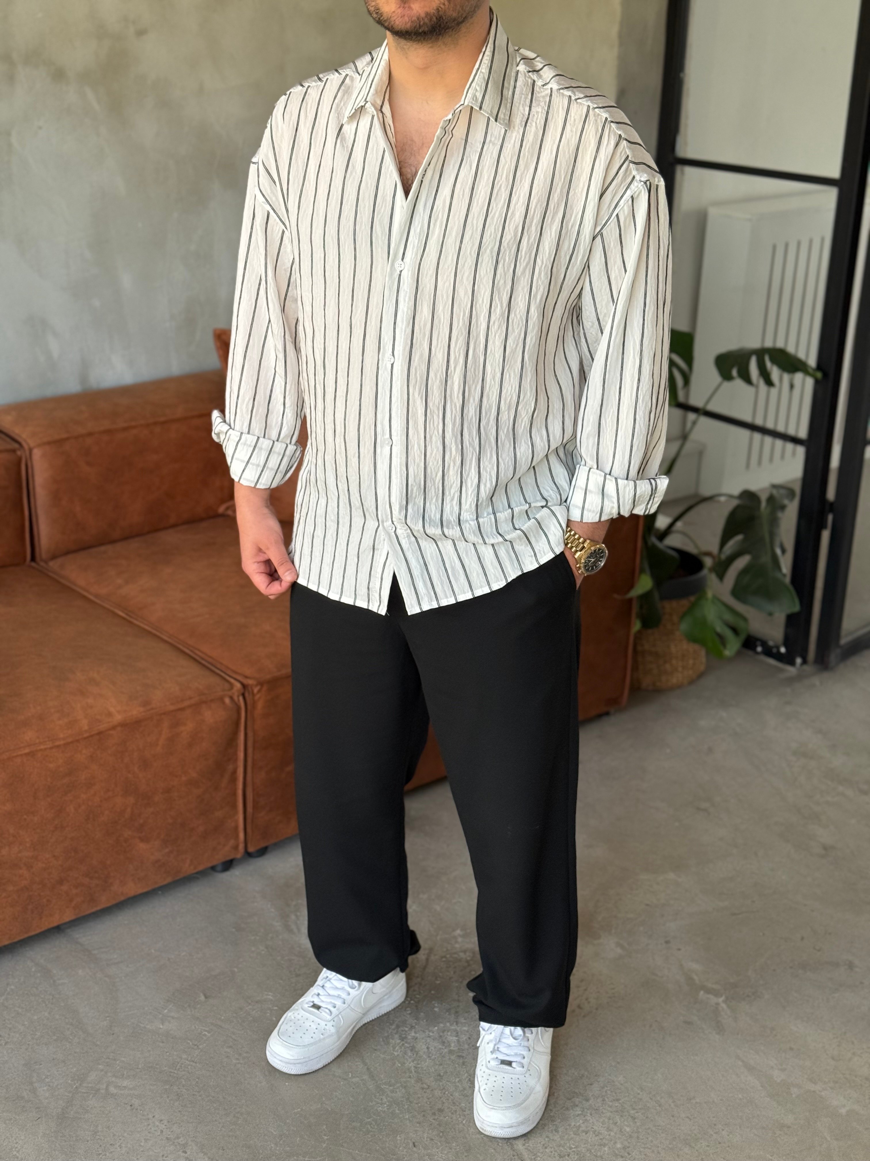 Beyaz Çizgili Oversize Gömlek