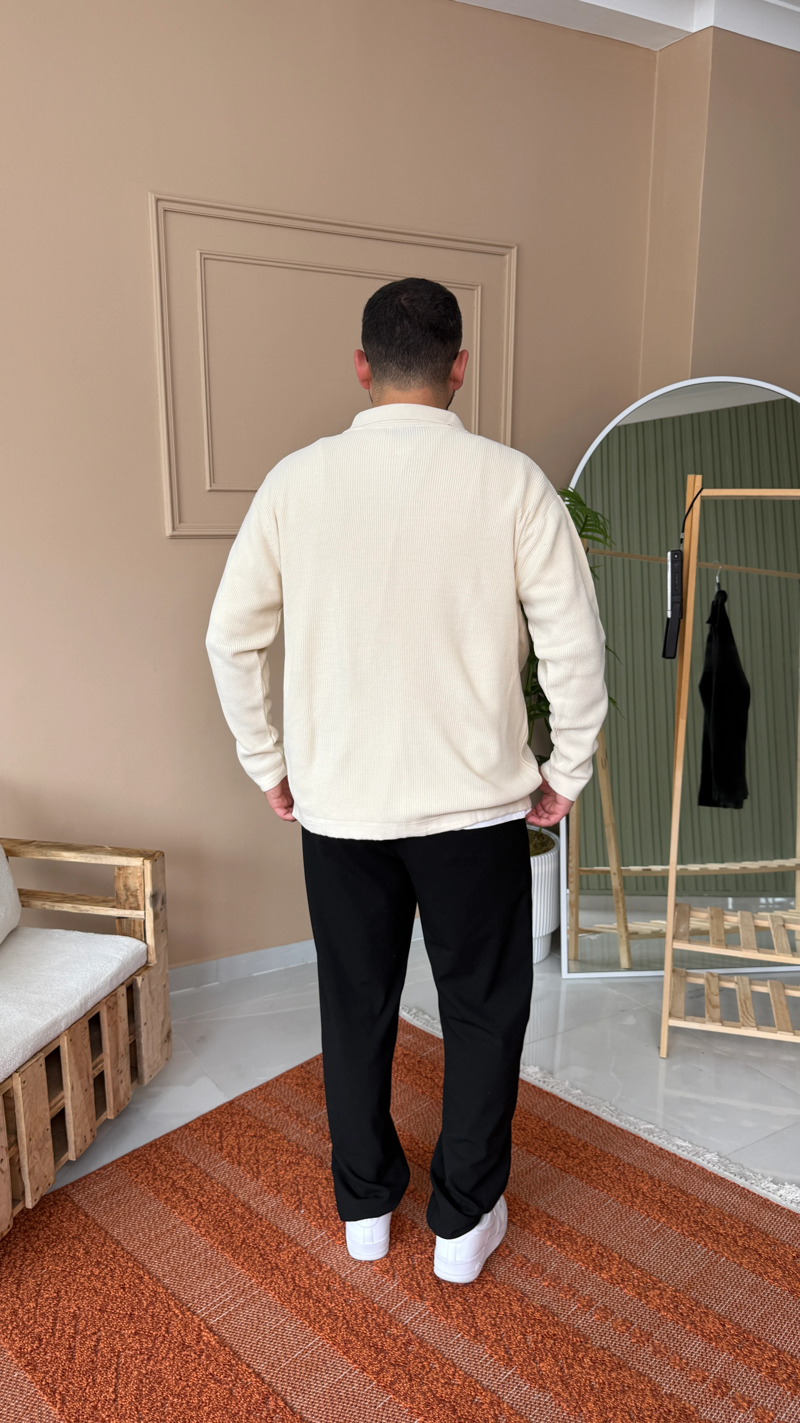 Krem Regular Kalıp Düğmeli Triko Hırka