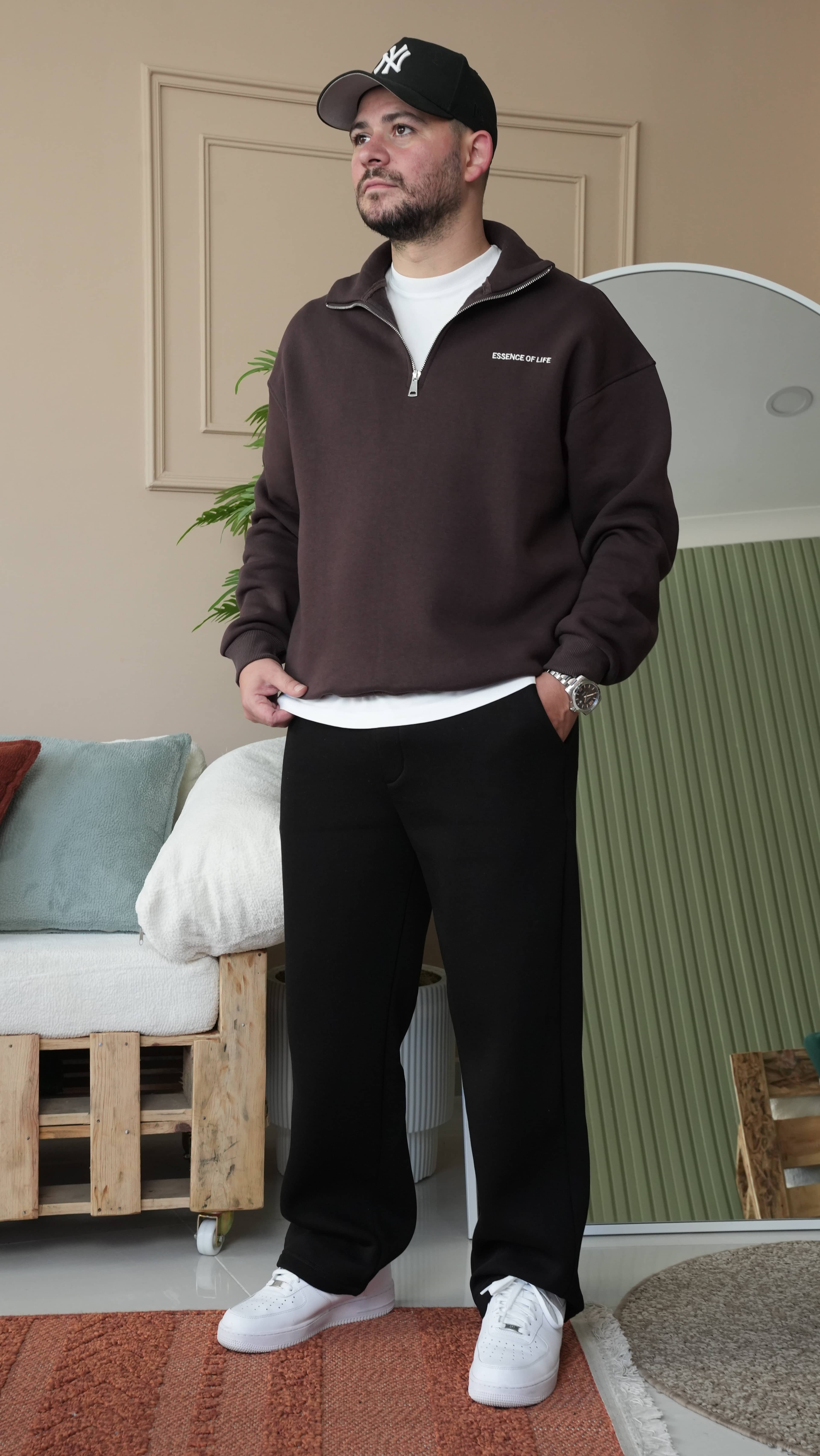 Essence Nakışlı Yarım Fermuarlı Oversize Kahverengi Sweatshirt