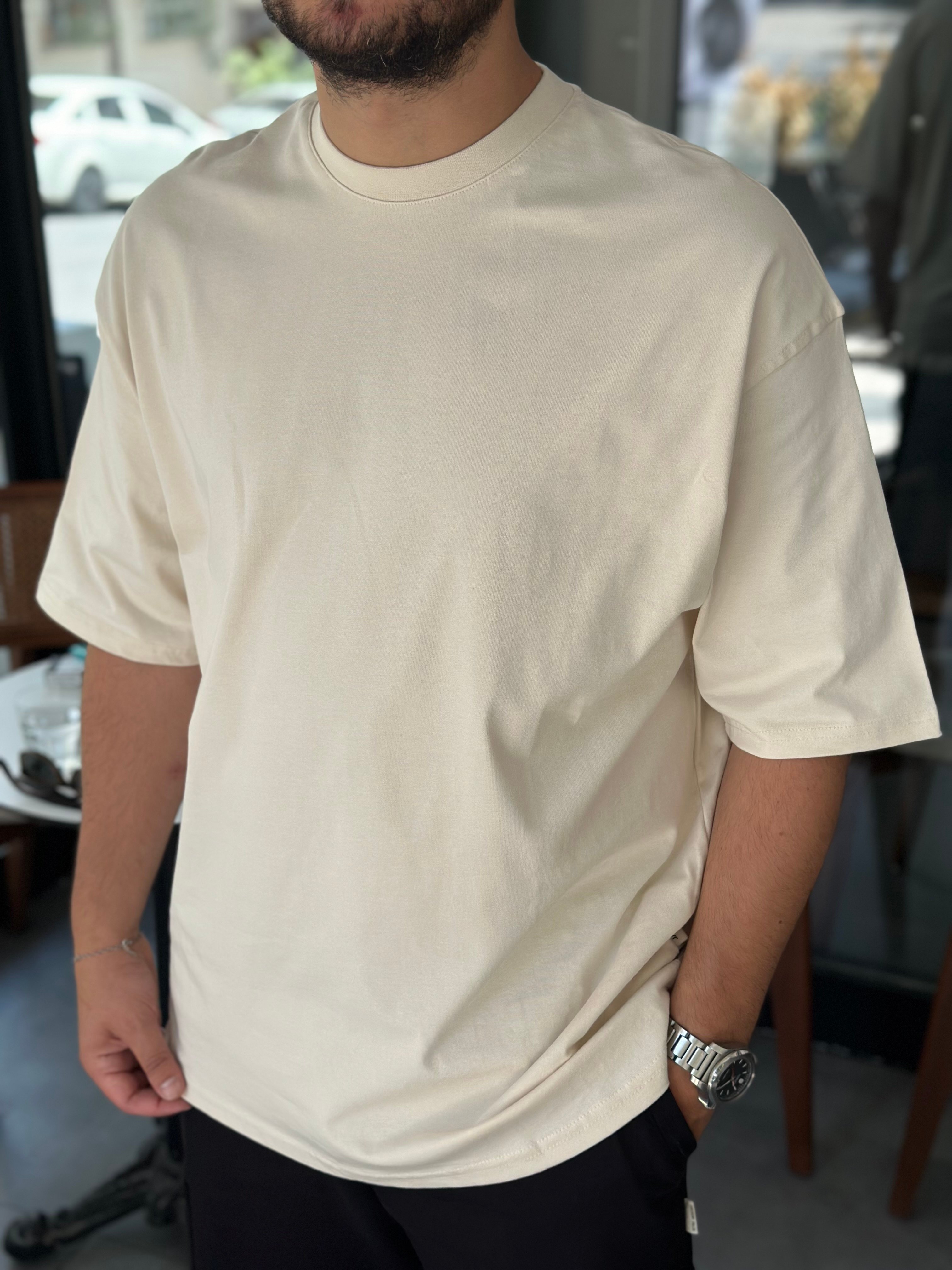 Krem Oversize Basic Pamuklu T-Shirt