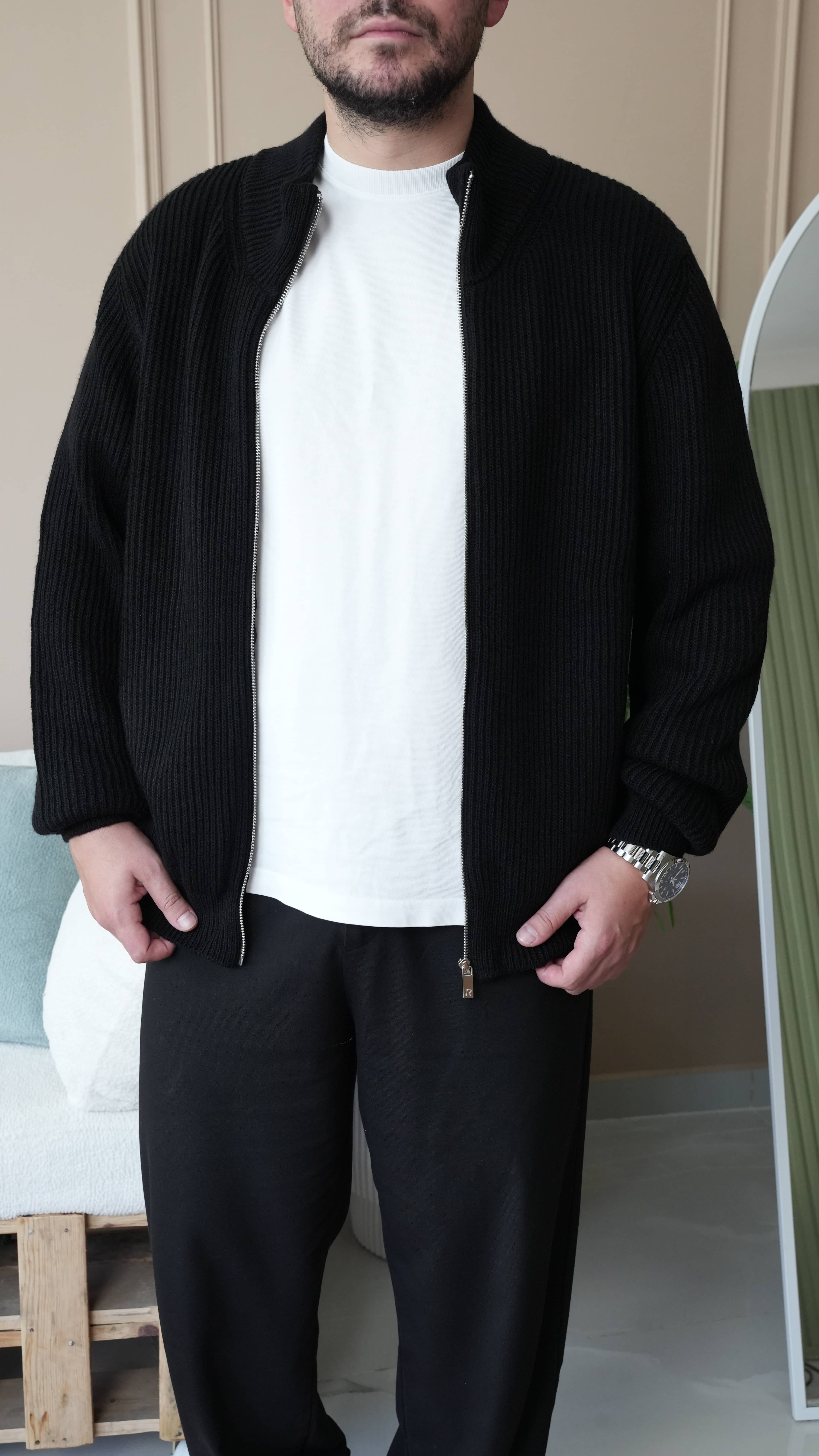 Siyah Oversize Tam Fermuarlı Triko