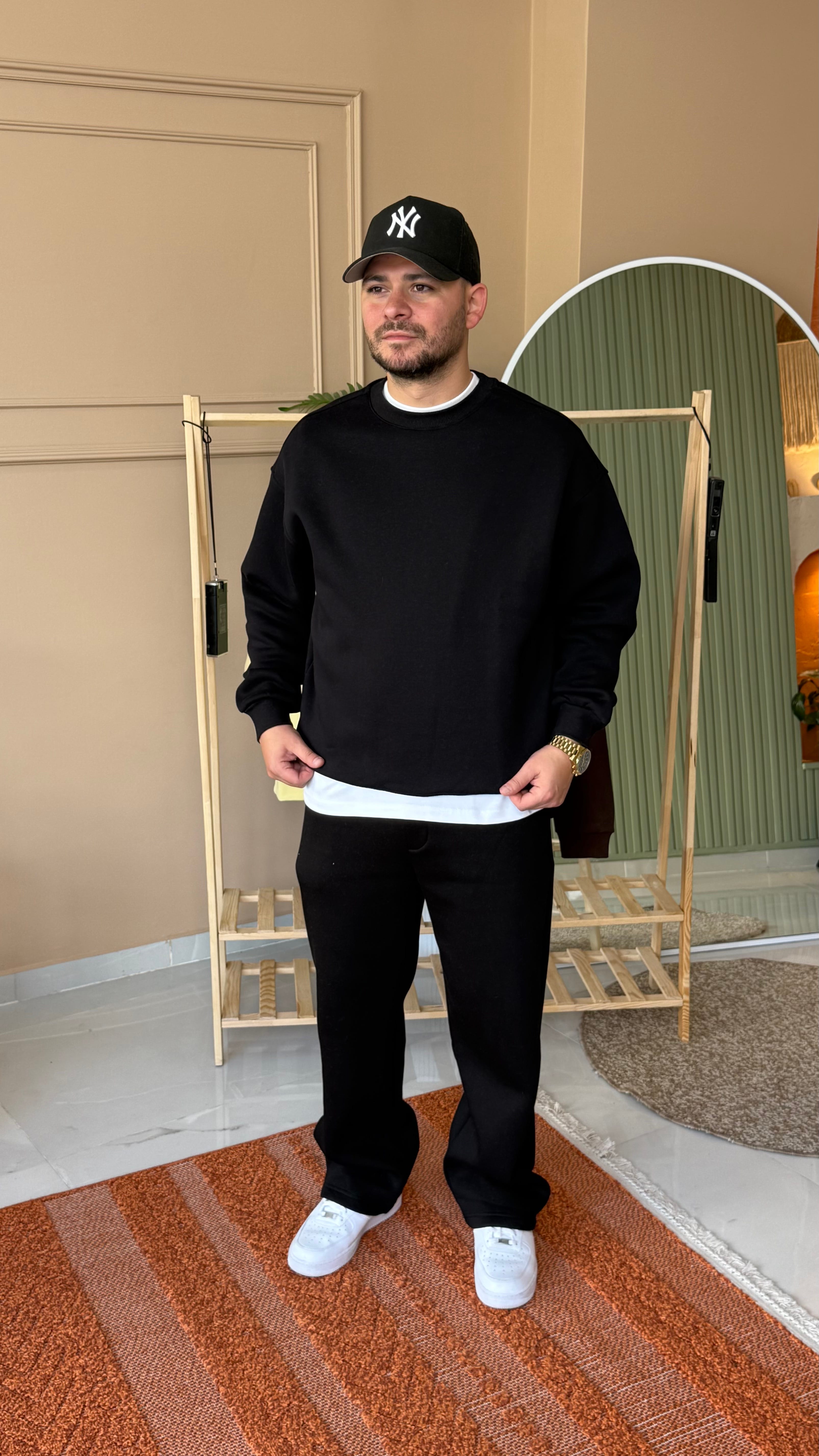 Siyah Basic Şardonlu Sweatshirt