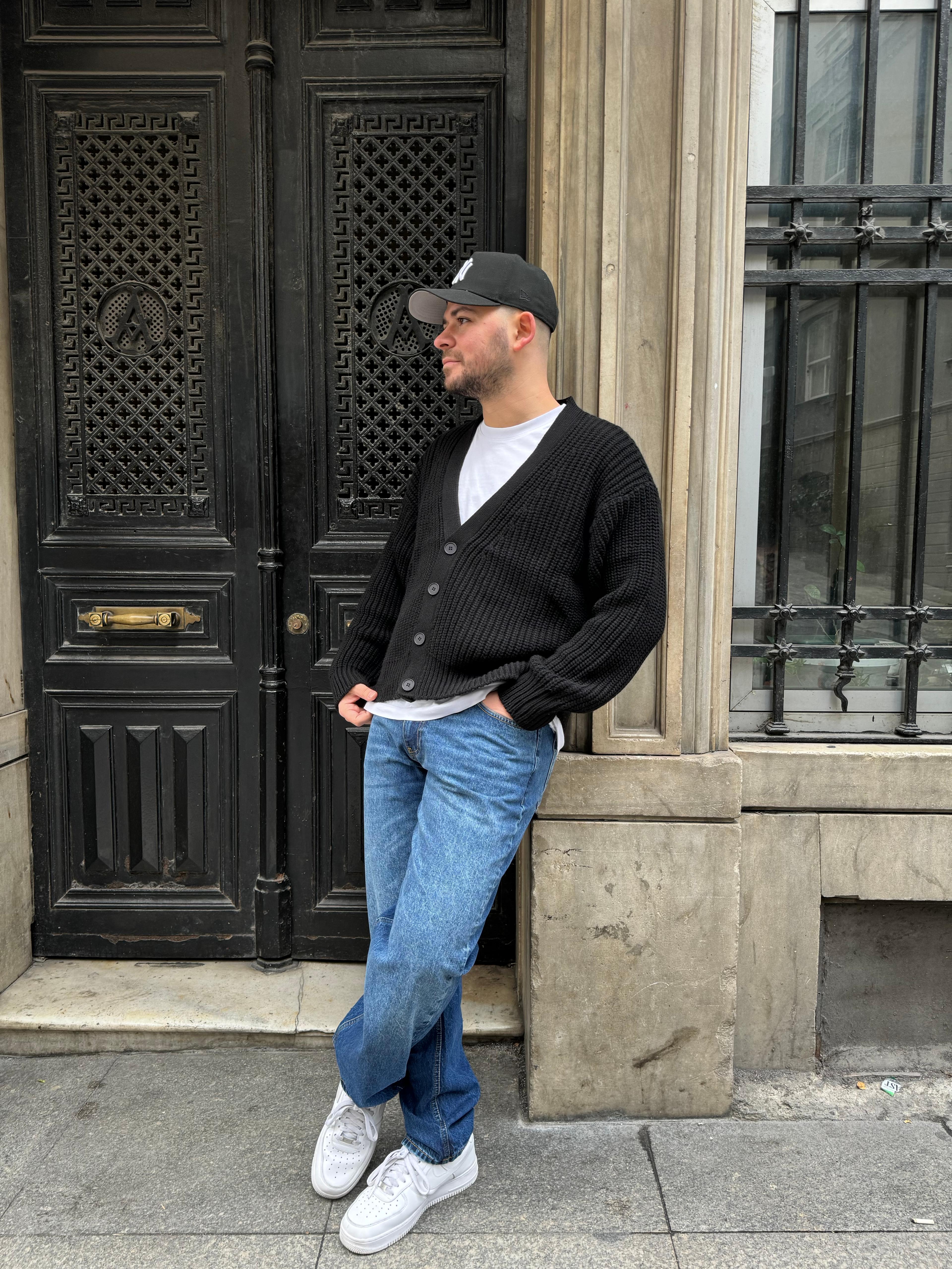 Siyah Oversize Crop Model Örme Hırka