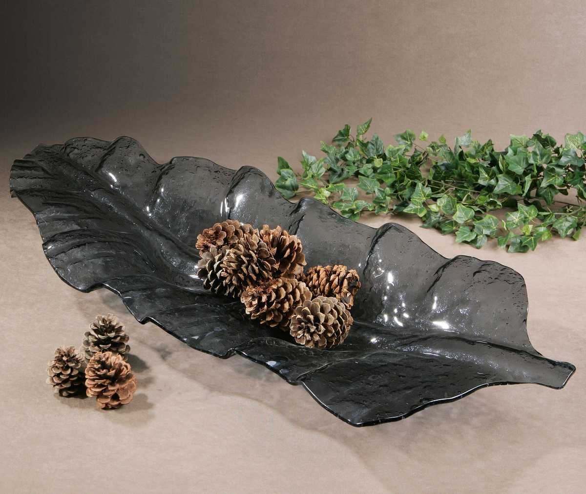 Smoked Leaf Tepsi