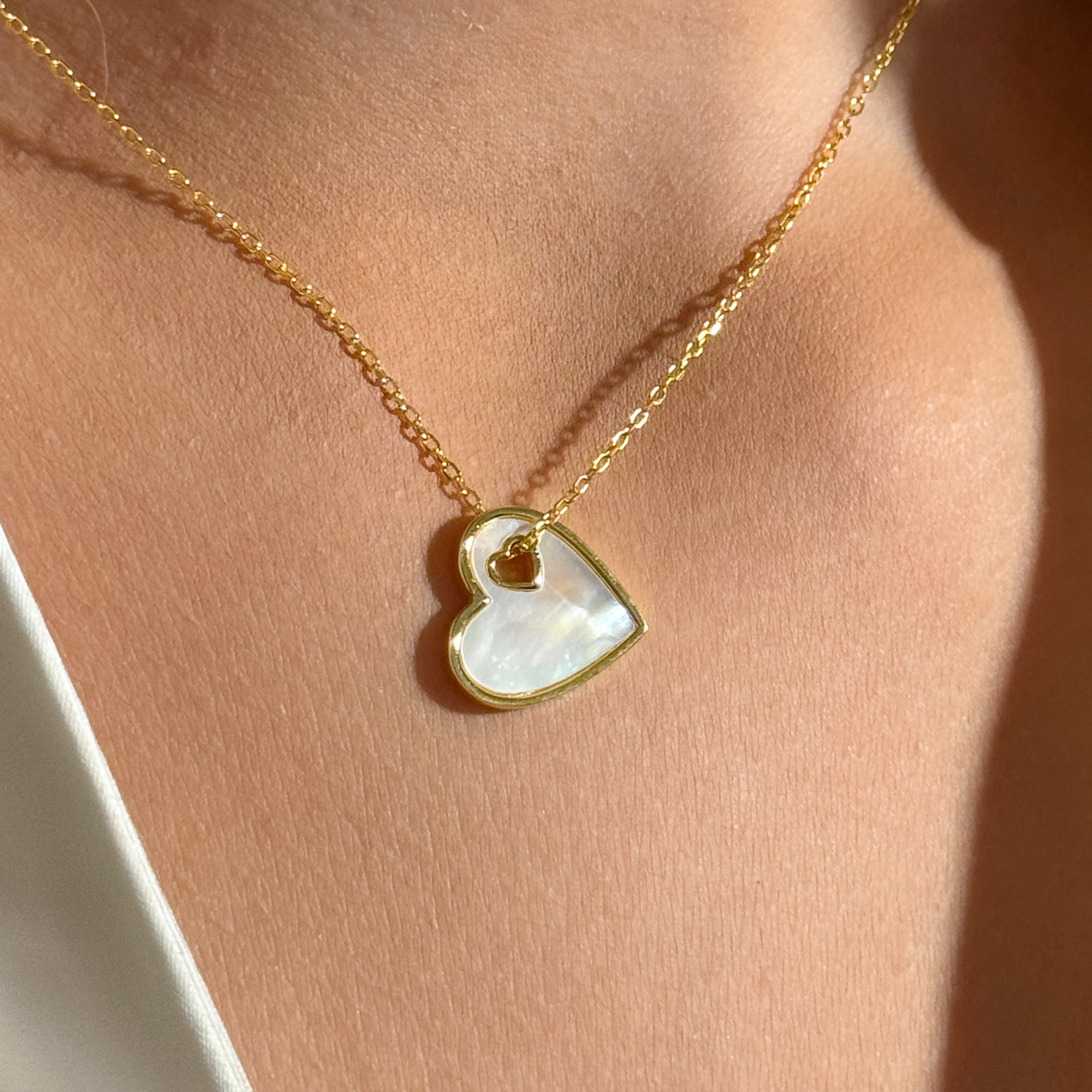 Mother of Pearl White Stone Heart Necklace