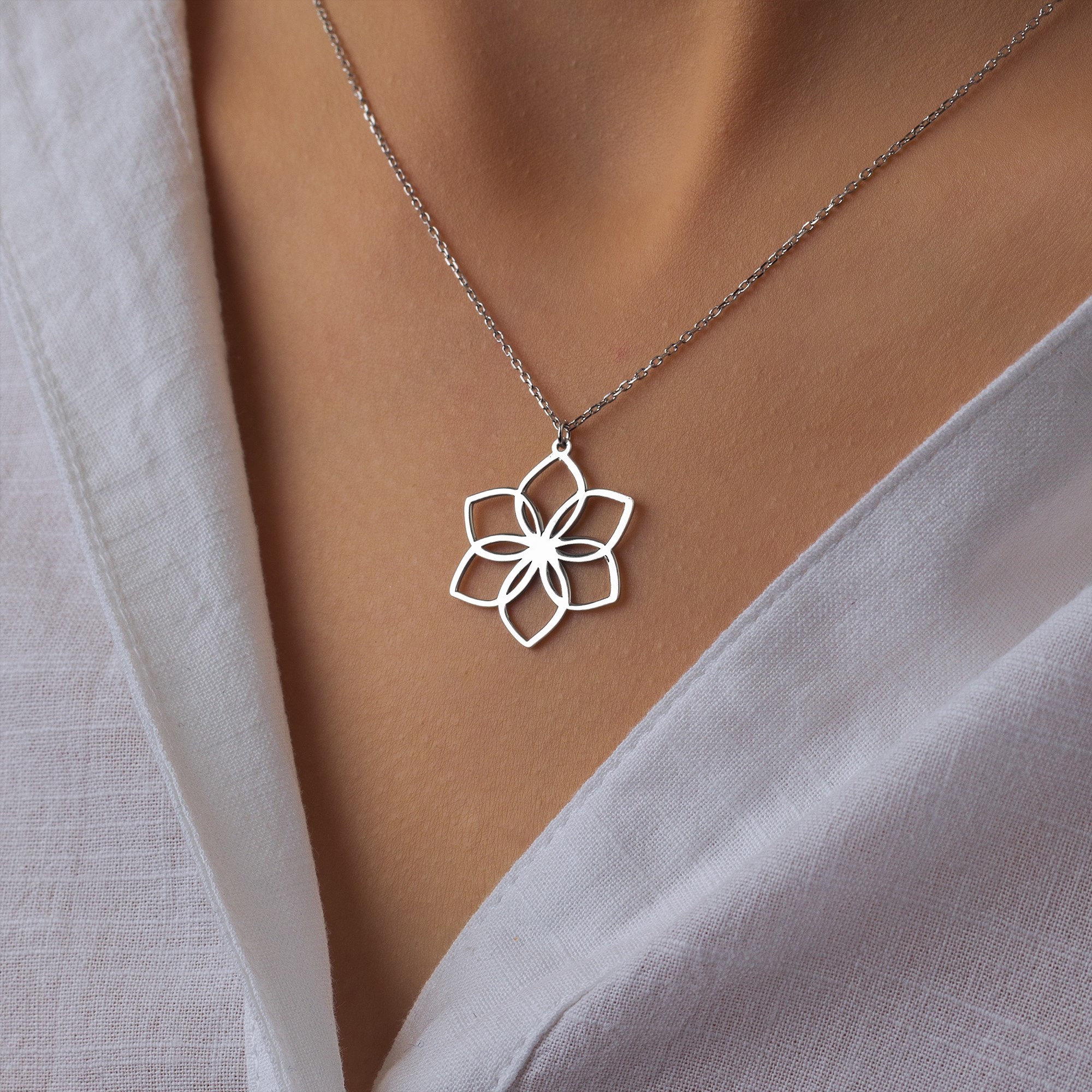 Galadriel Flower Necklace