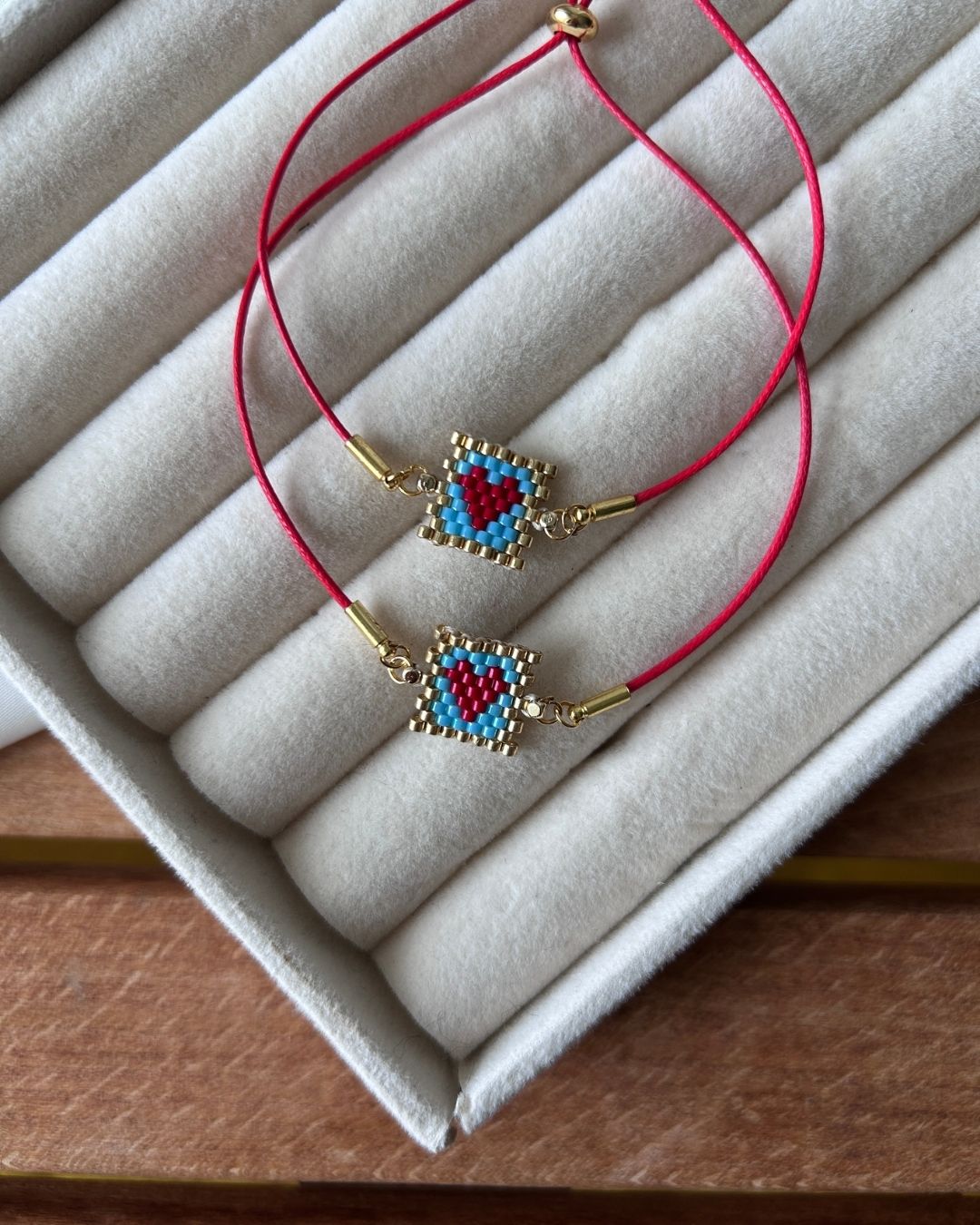 Kalp Motif Yeni Yıl Konsept Miyuki Bileklik