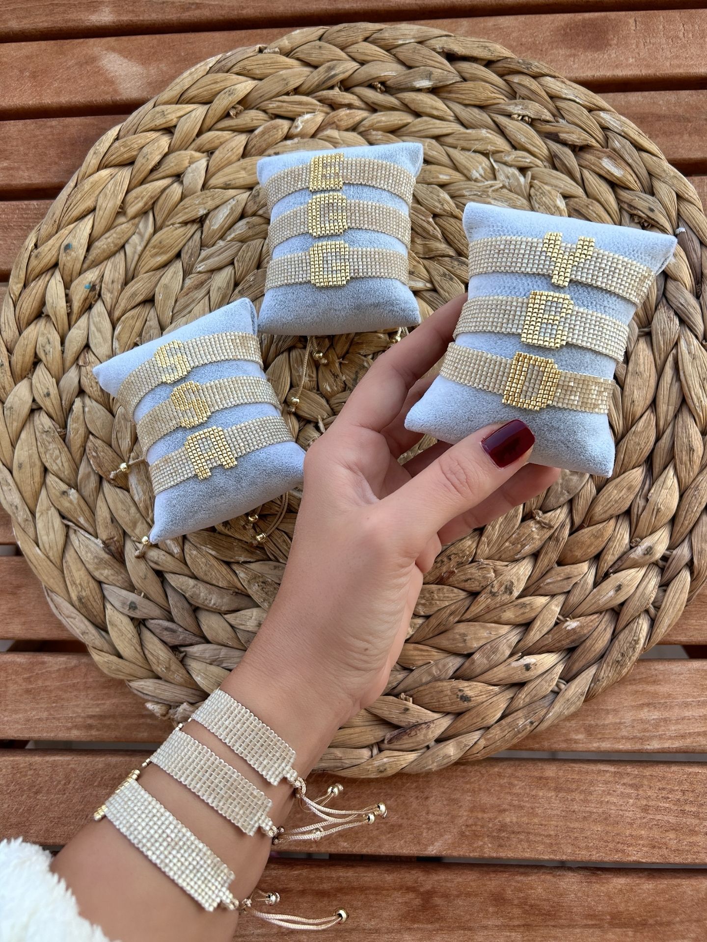 Gold Harf Detay Işıltılı Tasarım Miyuki Bileklik