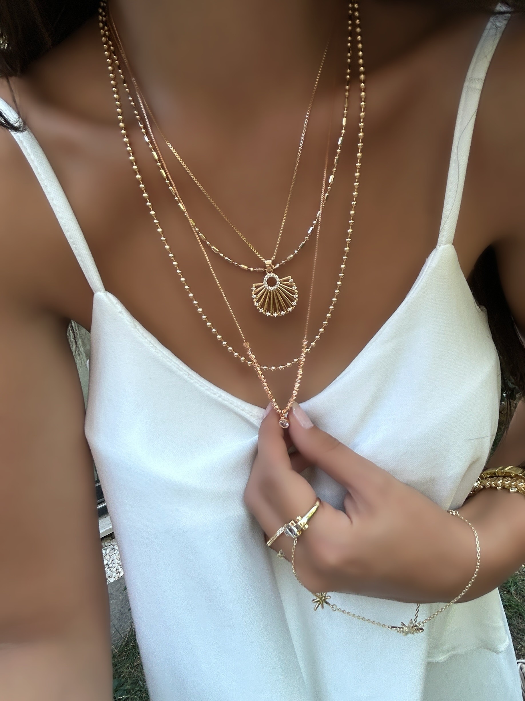 Vip Özel Seri 18K Dörtlü Kombin Kolye