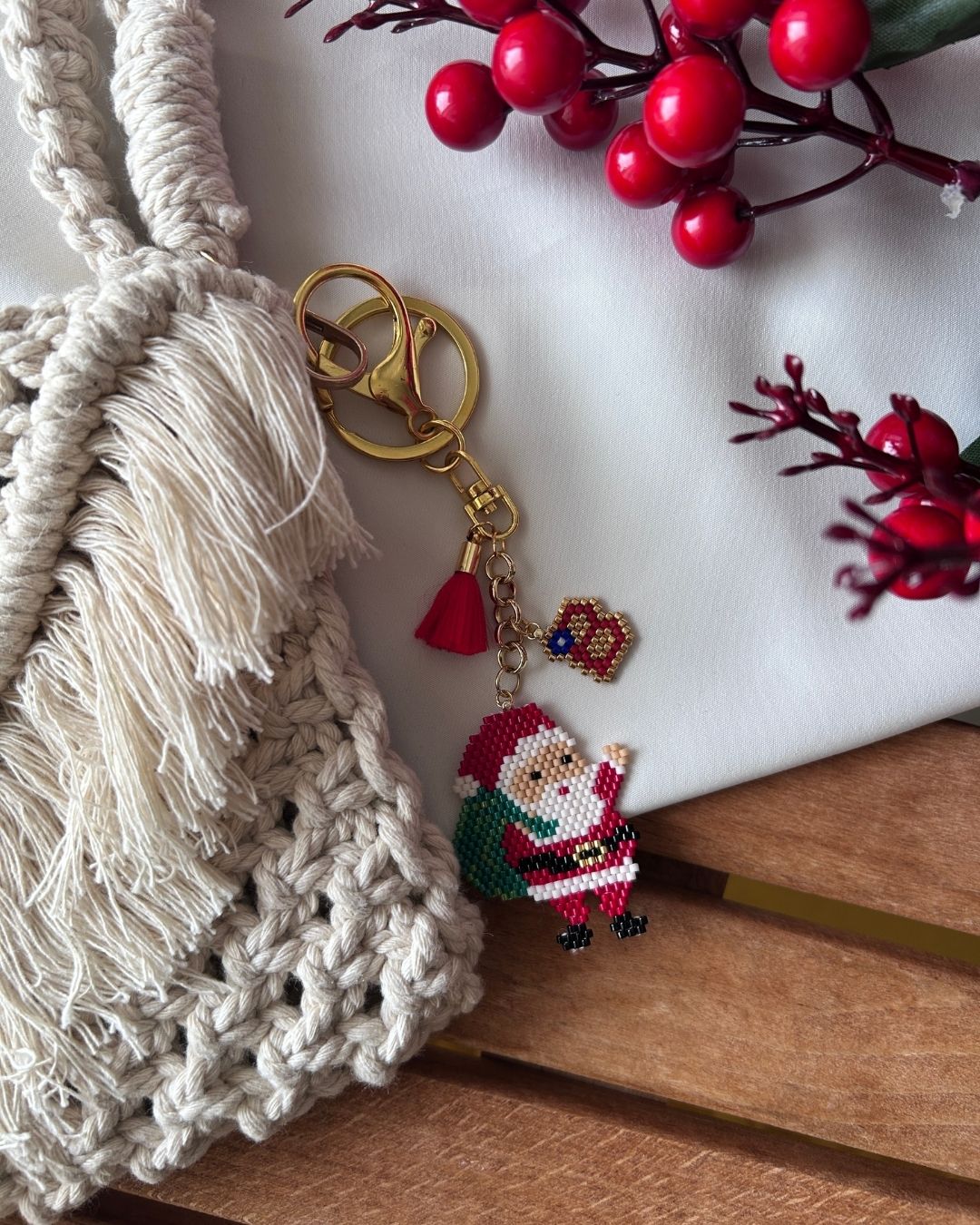 Noel Baba Motifli Miyuki Tasarım Anahtarlık & Çanta Charm