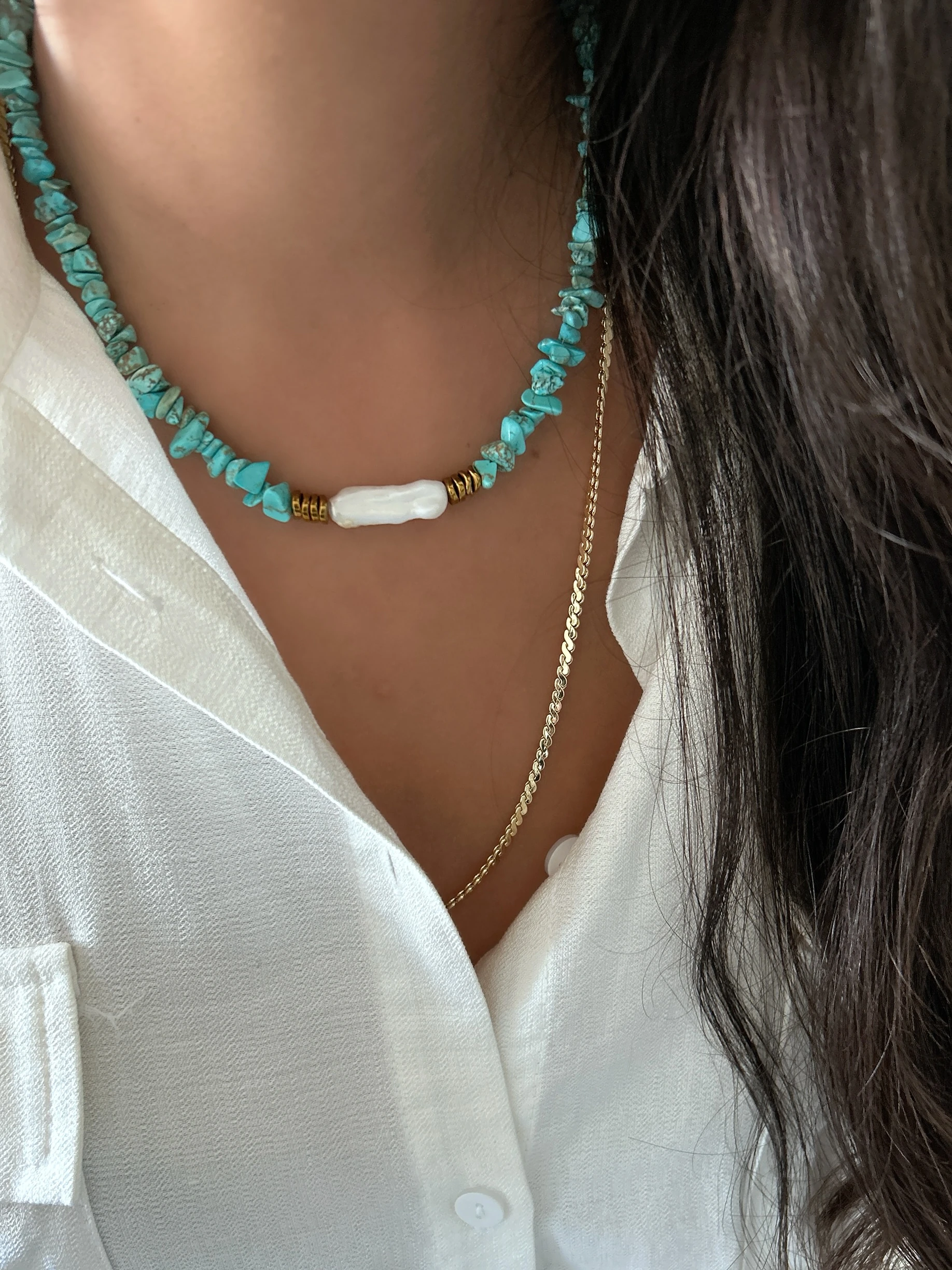 Doğanın Büyüsü: Turkuaz Taşı ve İncili El Yapımı Kolye