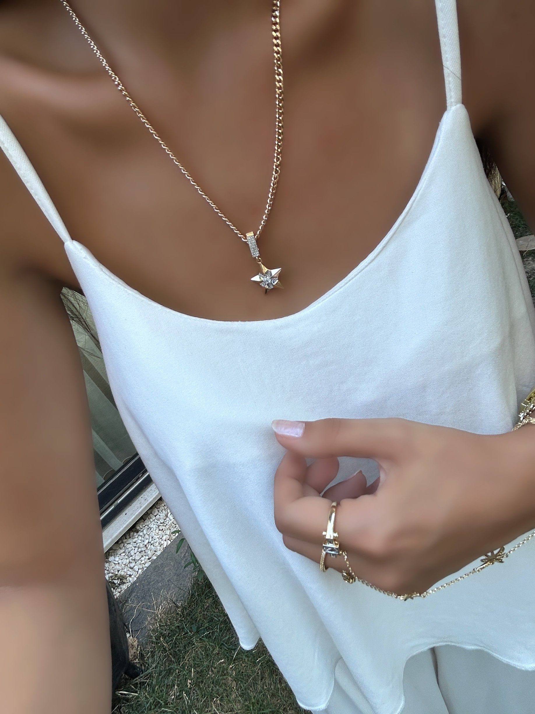 Vip Özel Seri 18K Taşlı Yıldız Tasarım Kolye