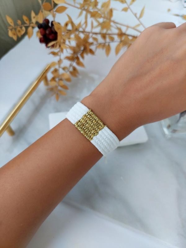 Gold Detay Makrome Bileklik - BEYAZ