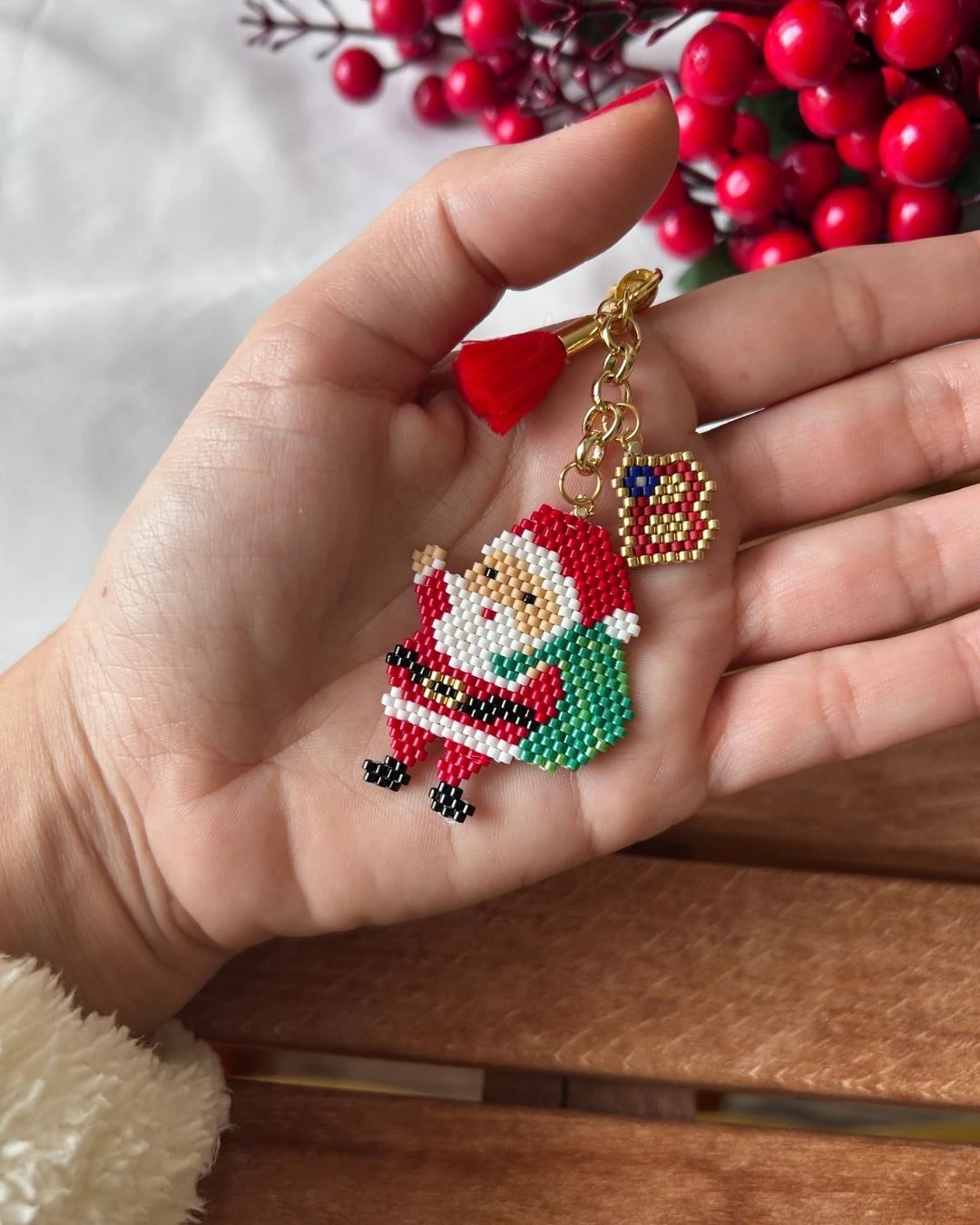 Noel Baba Motifli Miyuki Tasarım Anahtarlık & Çanta Charm