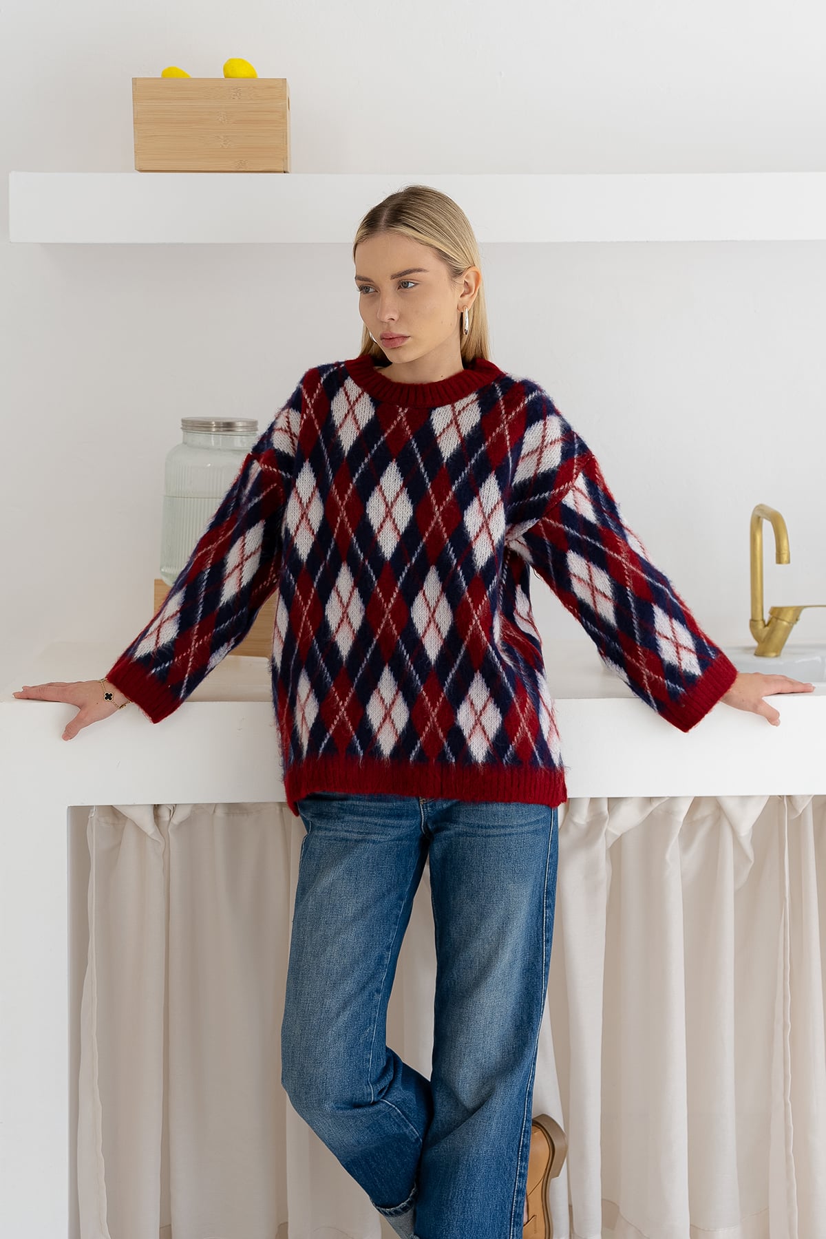 Kadın Oversize Sardonlu Tiftik Kazak – Yumoş Dokulu & Desenli