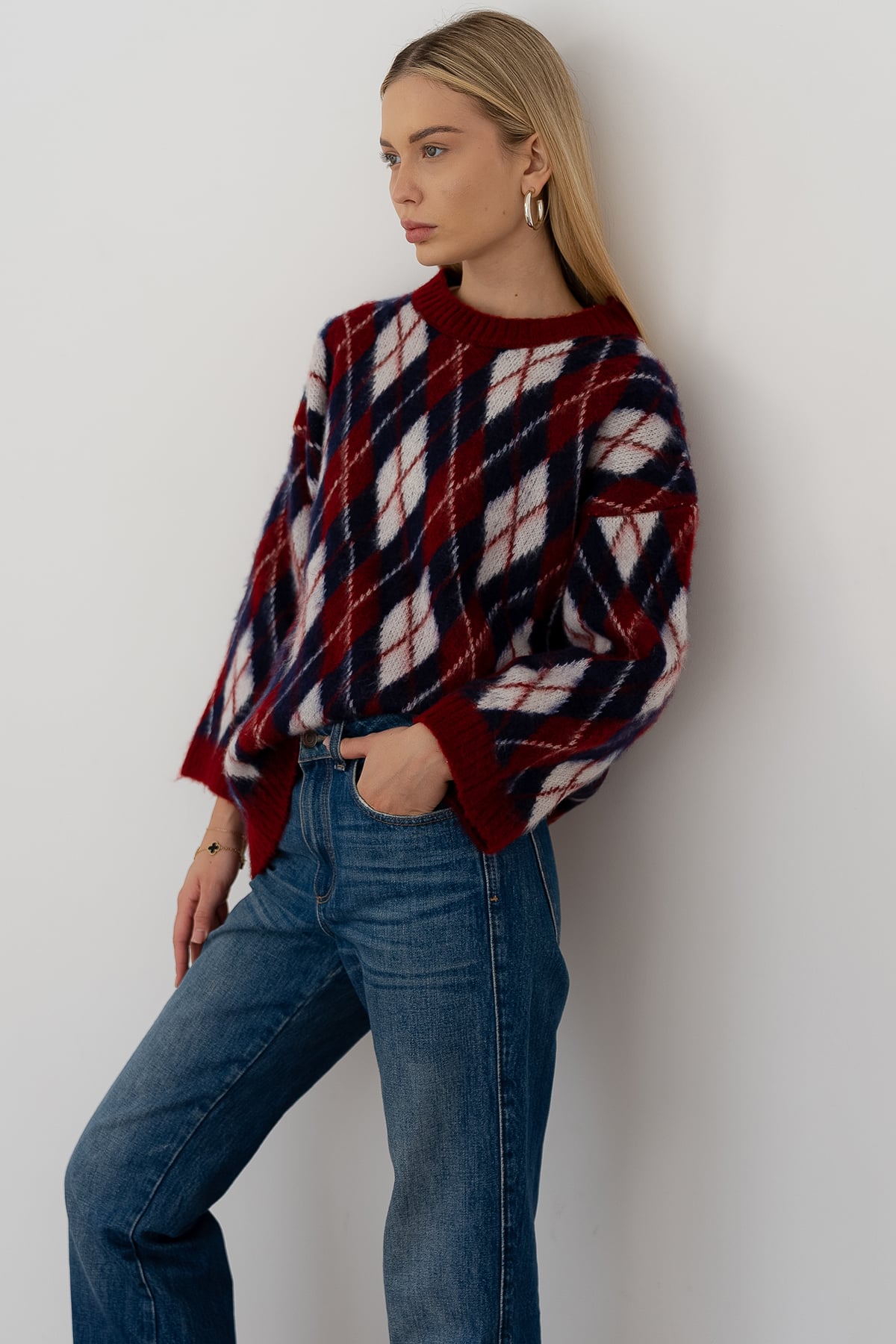 Kadın Oversize Sardonlu Tiftik Kazak – Yumoş Dokulu & Desenli