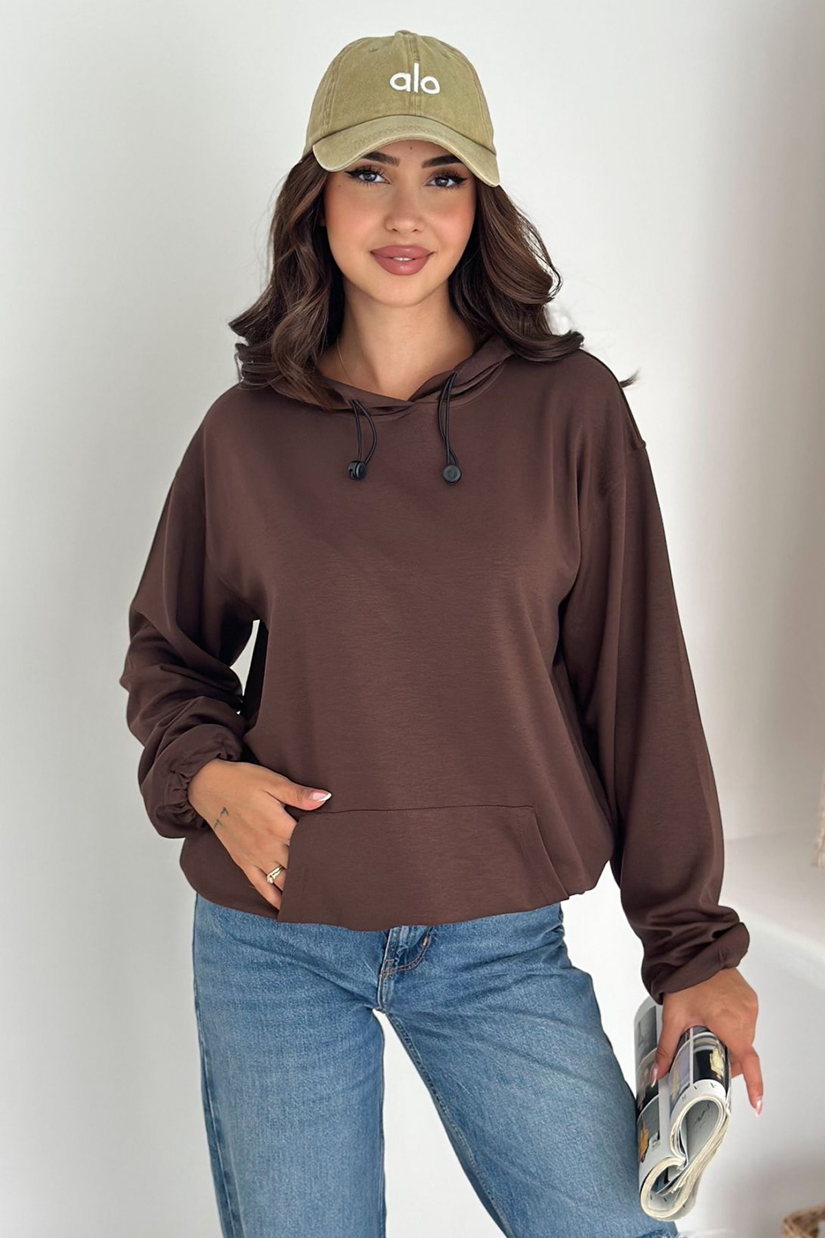 Kadın Oversize Sweatshirt – Günlük Konfor & Minimal Stil