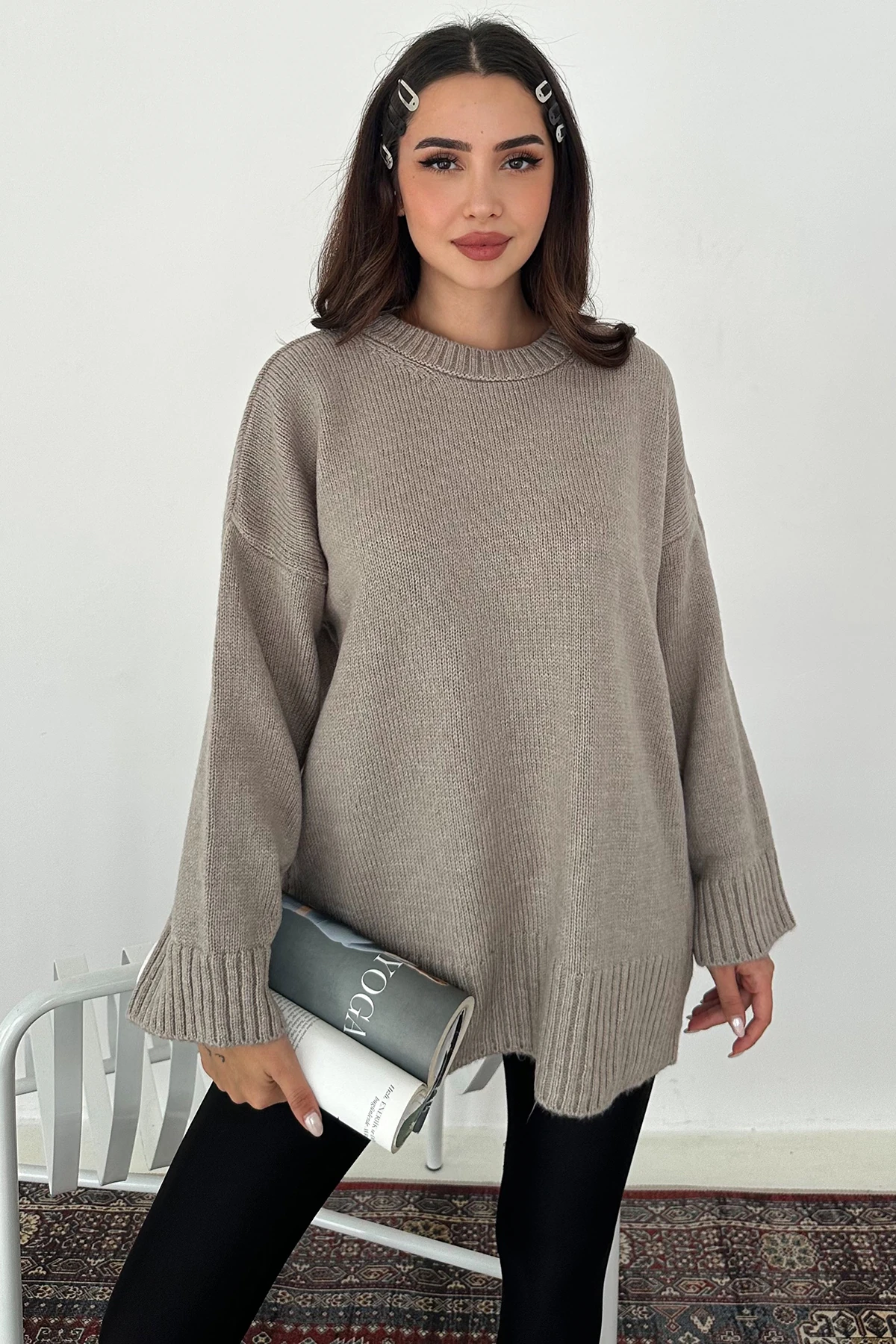 Kadın Oversize Triko Kazak – Rahat & Şehirli Stil