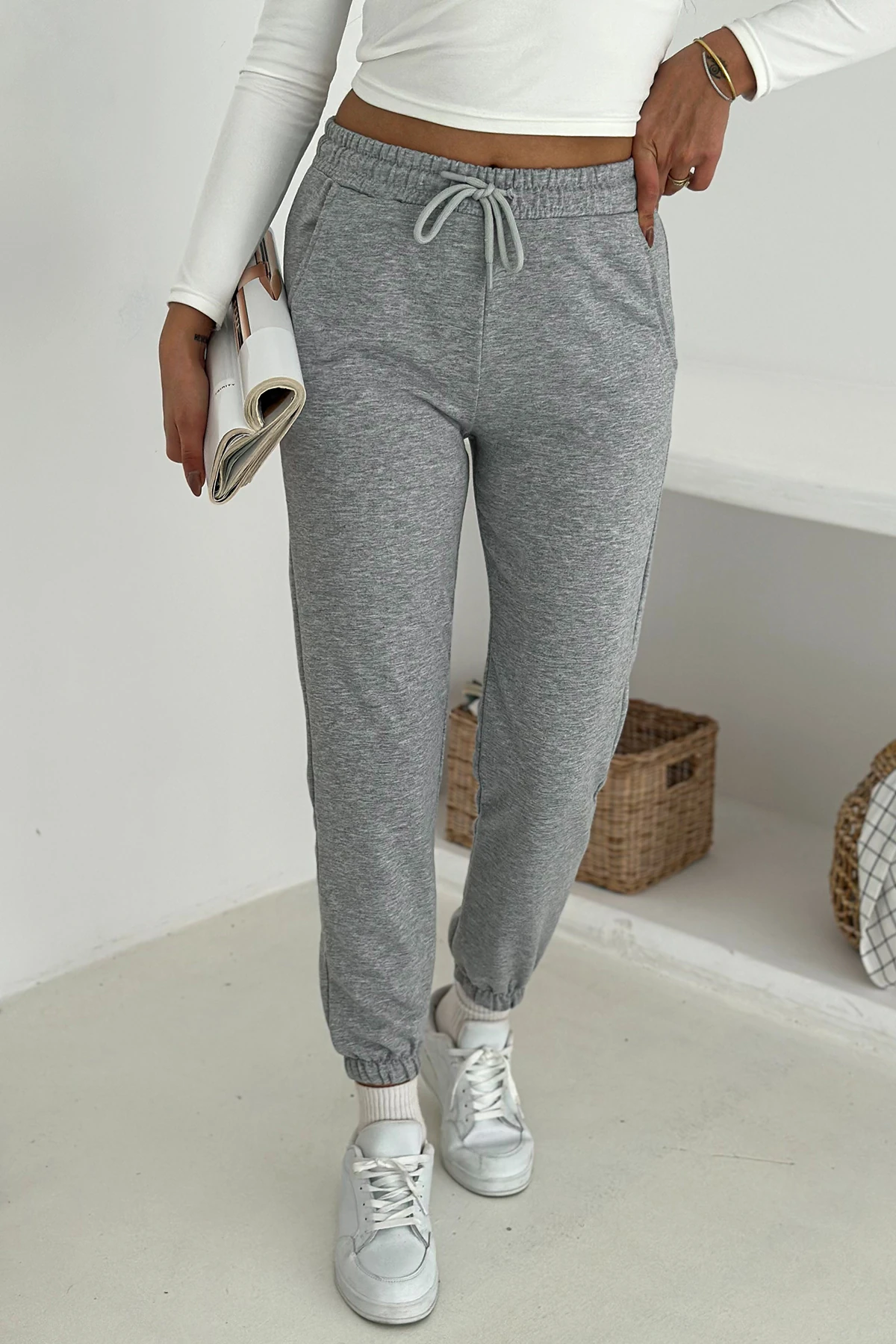 Kadın Bağcıklı Jogger Pantolon & Eşofman Altı – Sportif & Enerjik Stil