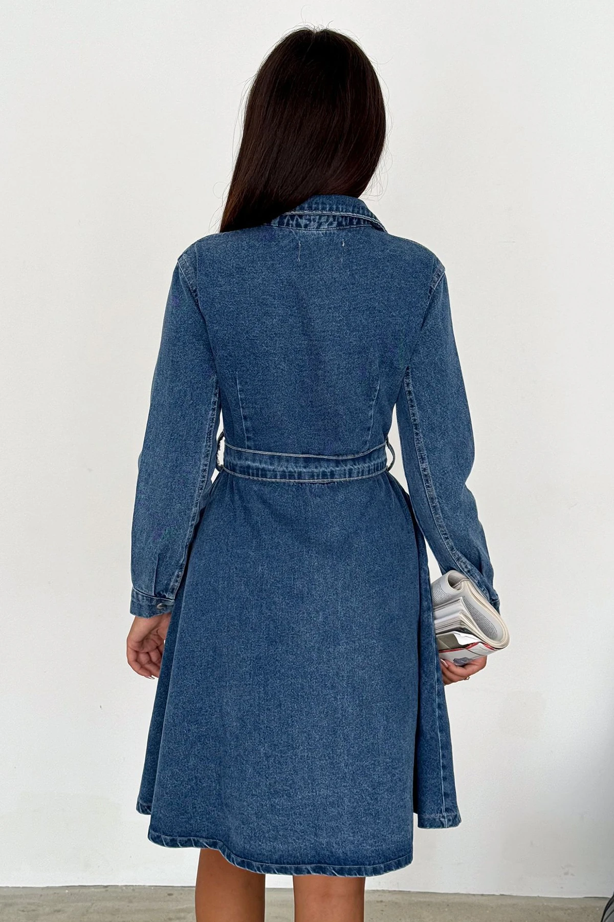 Kadın Kuşaklı Düğmeli Denim Elbise – Timeless Fit