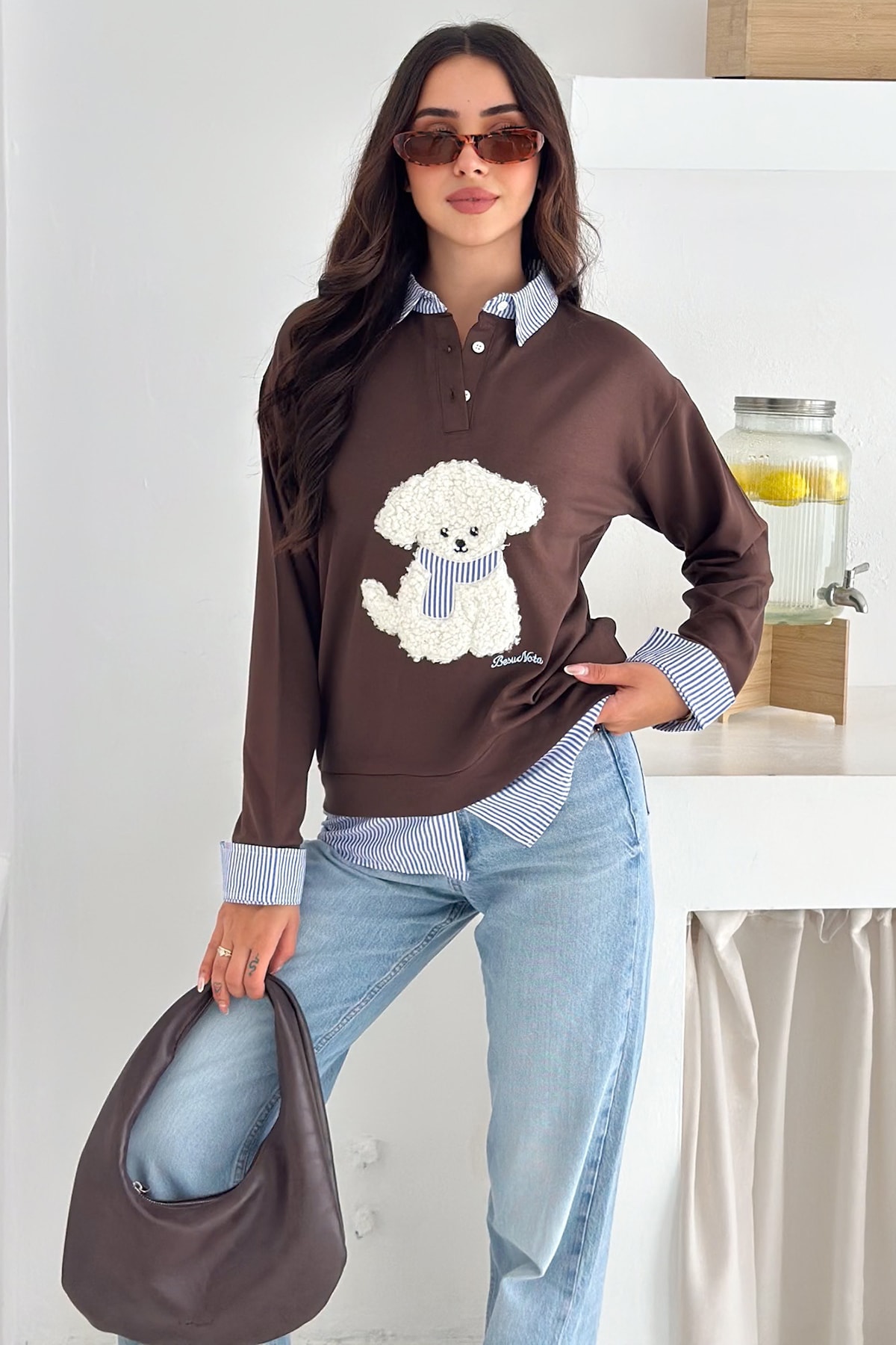 Kadın Nakış Peluş Ayıcık Figürlü Sweatshirt – Eğlenceli & Şehirli Stil