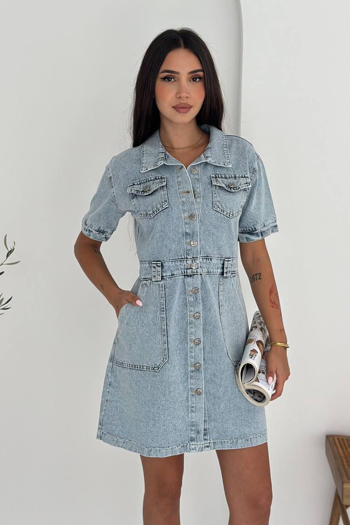 Kadın Düğmeli Denim Elbise – Rahat & Şehirli Stil