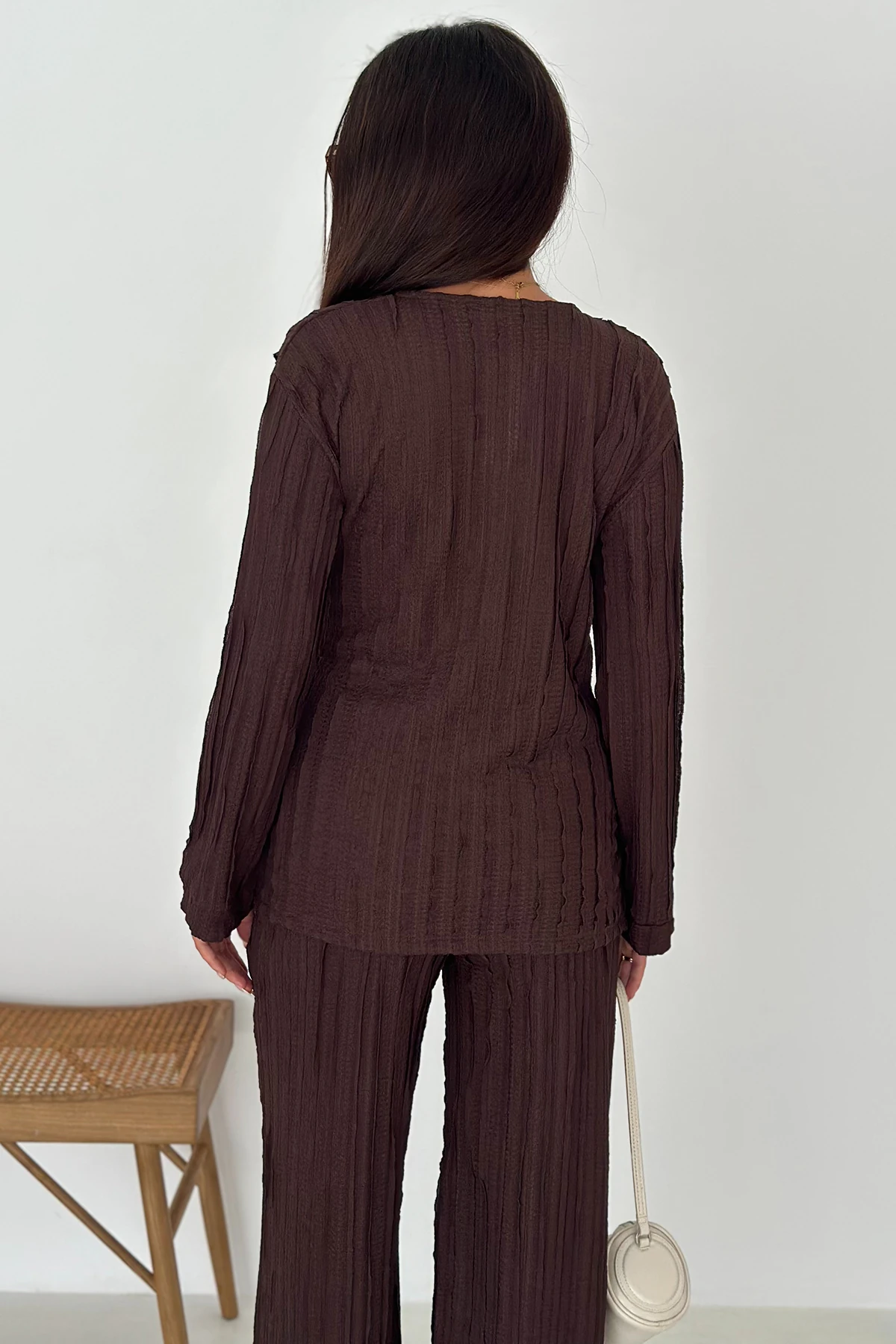 Kadın Kahverengi Bağlamalı Takım – Sofistike & Yapılandırılmış Stil