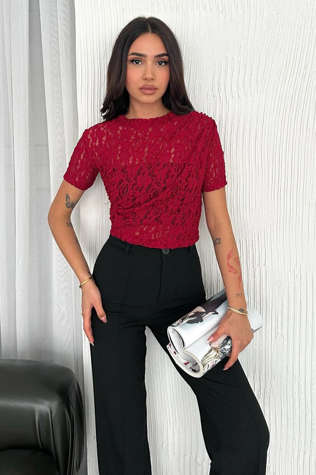Kadın Dantel Kısa Kollu Bluz – Bold Grace