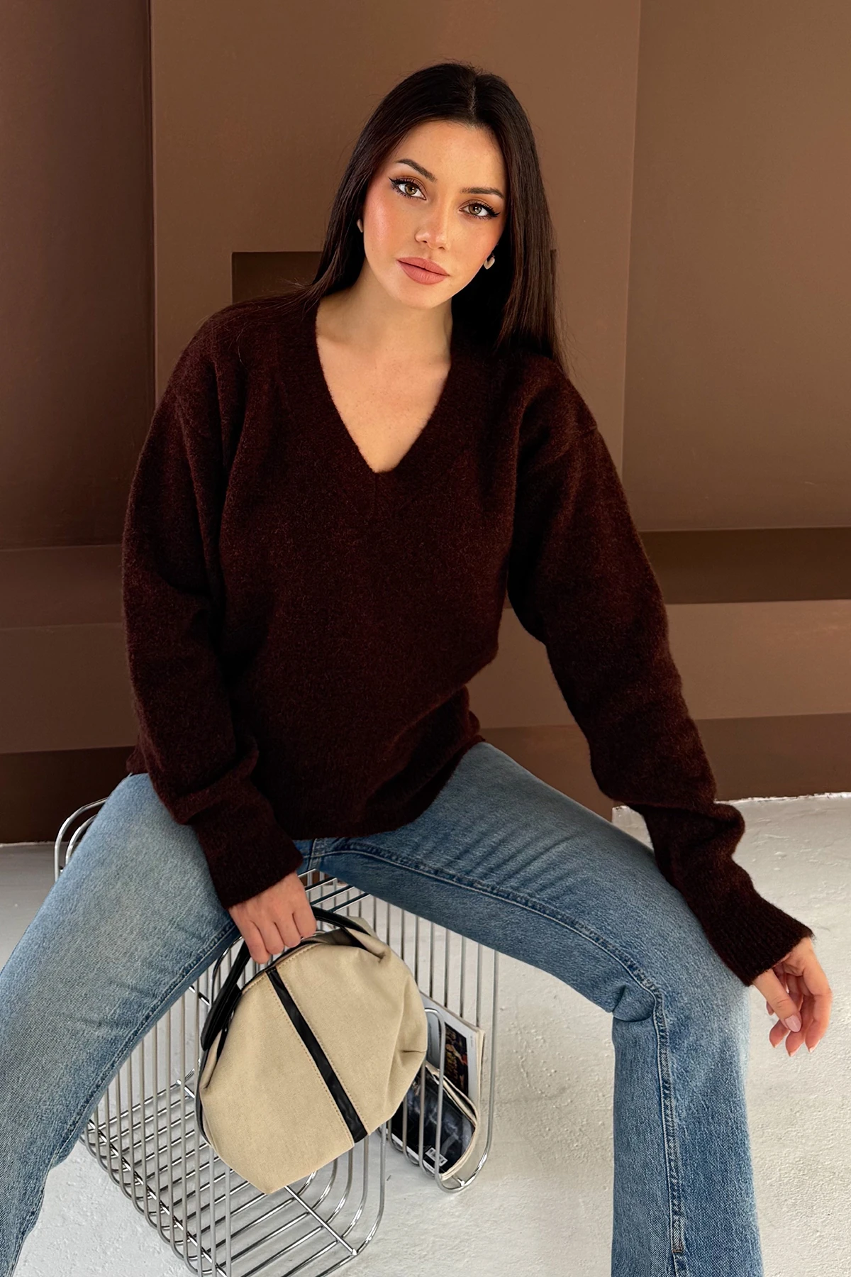 Kadın V Yaka Uzun Kollu Triko Kazak – Soft Classic