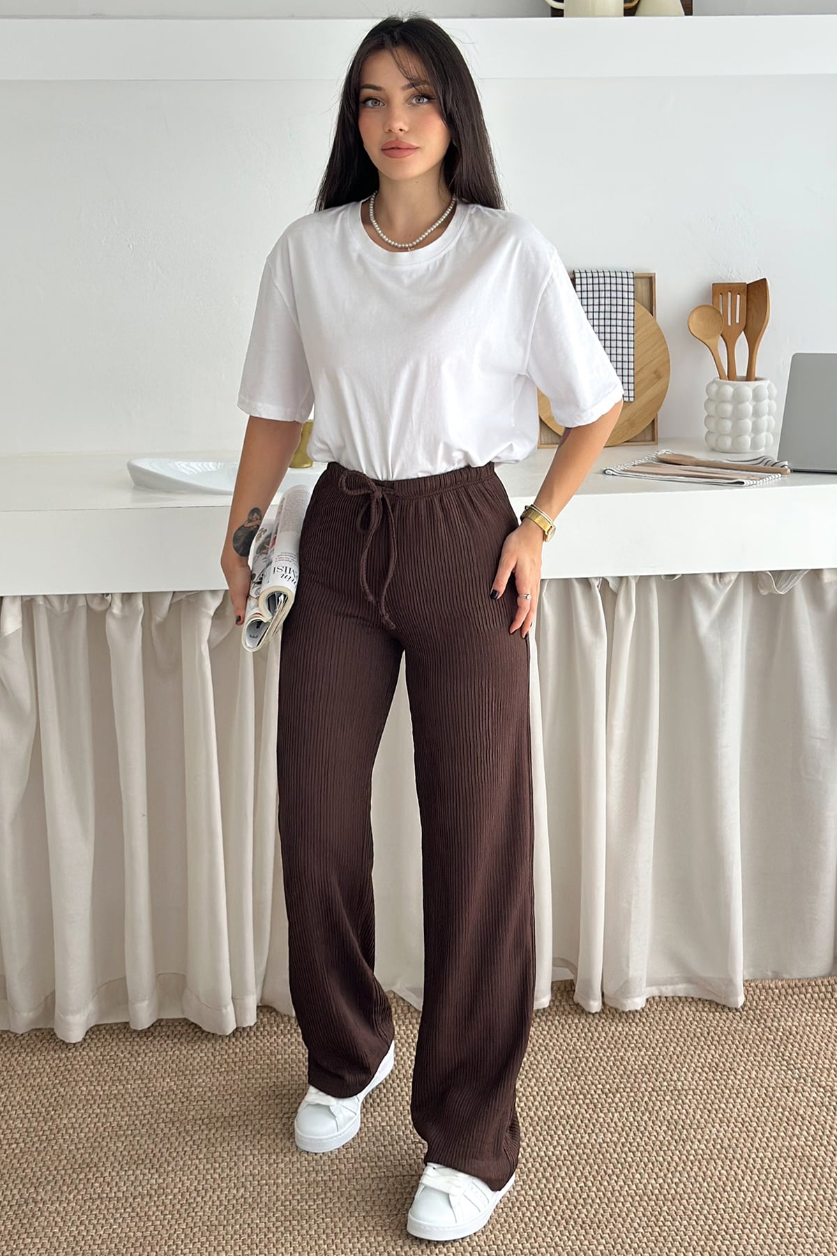 Kadın Bol Paça Sardonlu Kalın Pantolon – Kışa Özel & Konforlu Stil