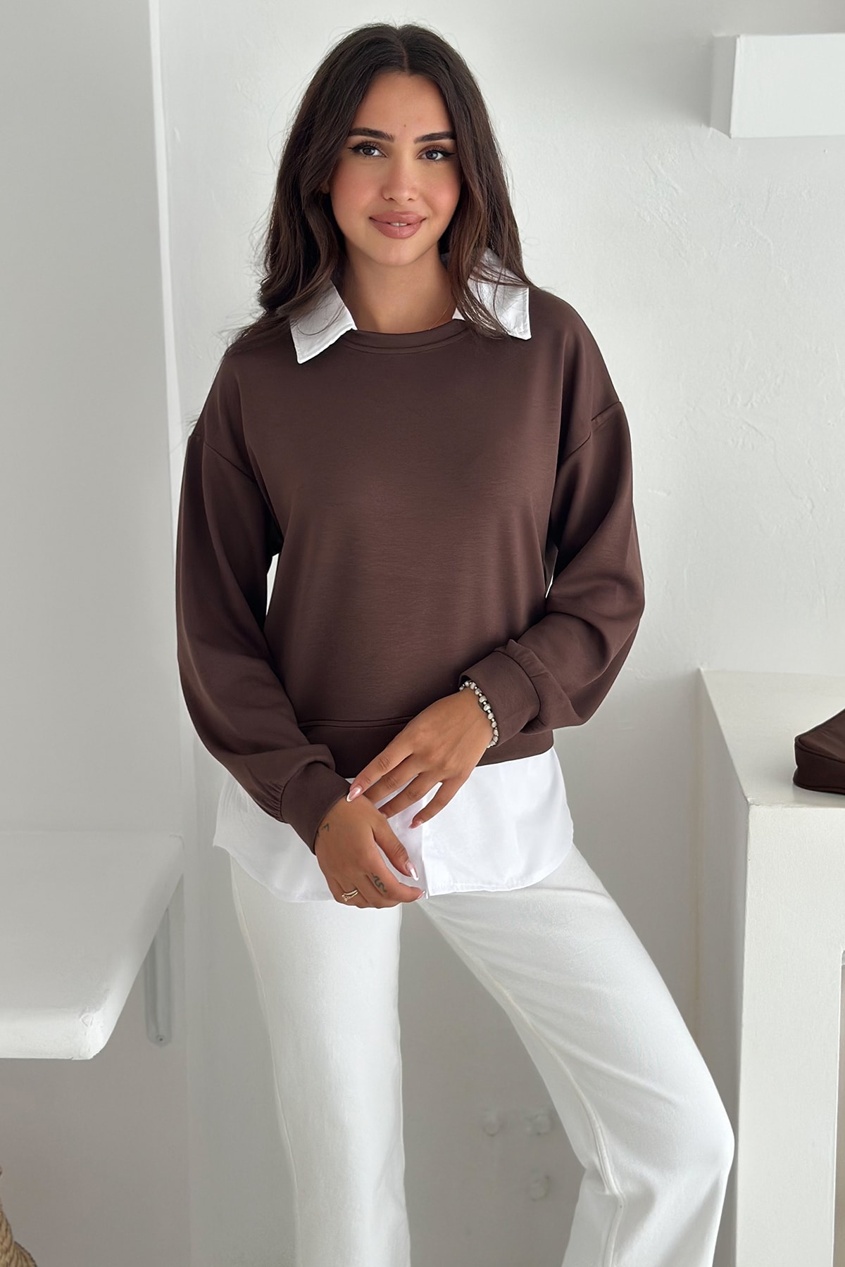 Kadın Gömlek Detaylı Sweatshirt – Katmanlı Tasarım