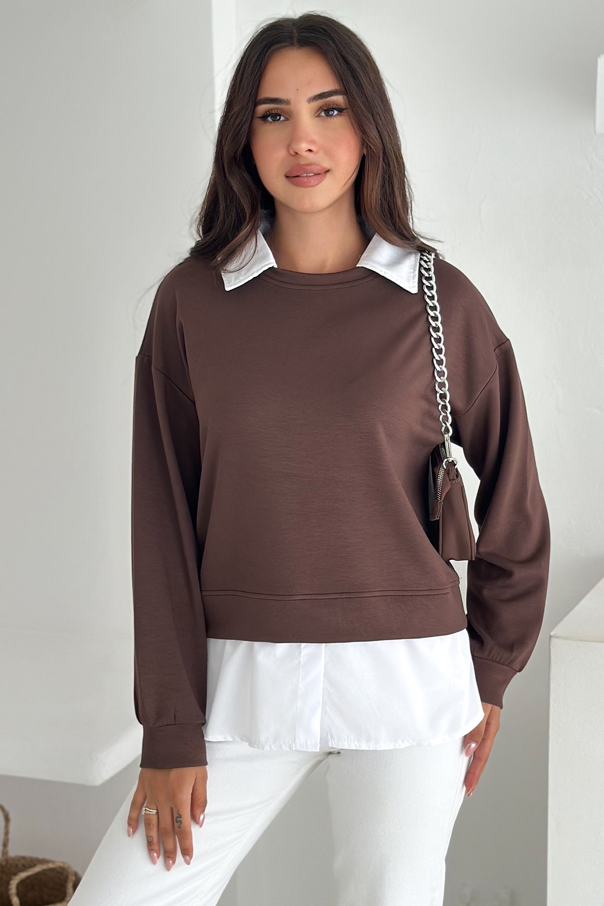 Kadın Gömlek Detaylı Sweatshirt – Katmanlı Tasarım