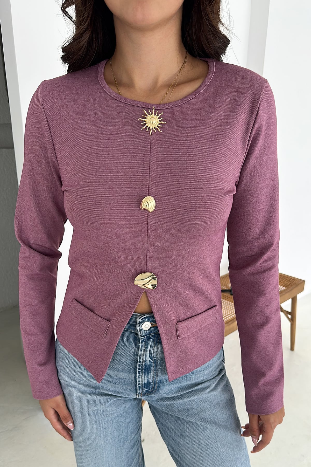 Kadın Düğme Detaylı Cepli Bluz – Karakterli & Modern Stil