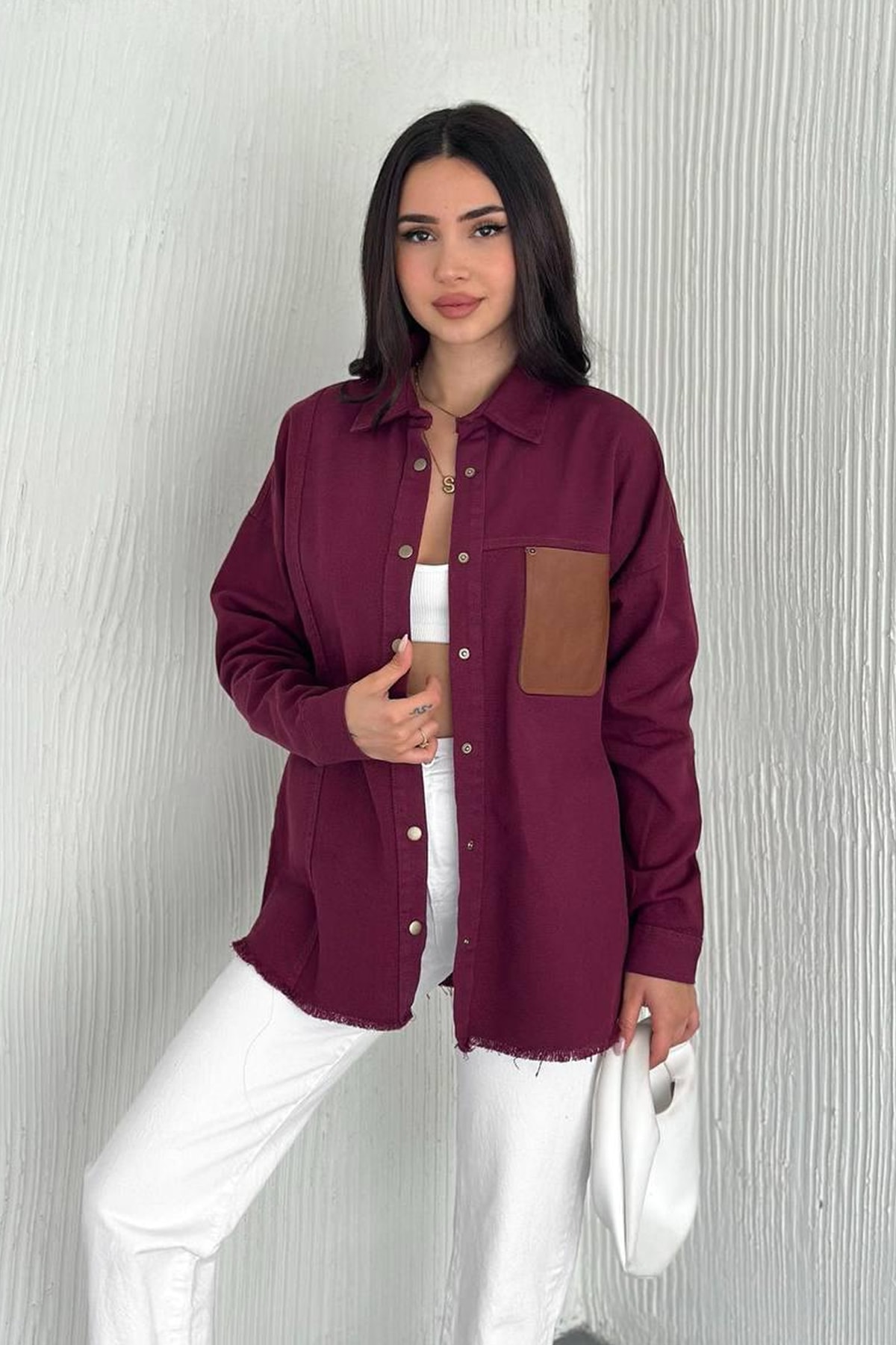 Kadın Püskül Detaylı Renk Bloklu Oversize Kot Gömlek – Katmanlı Stil