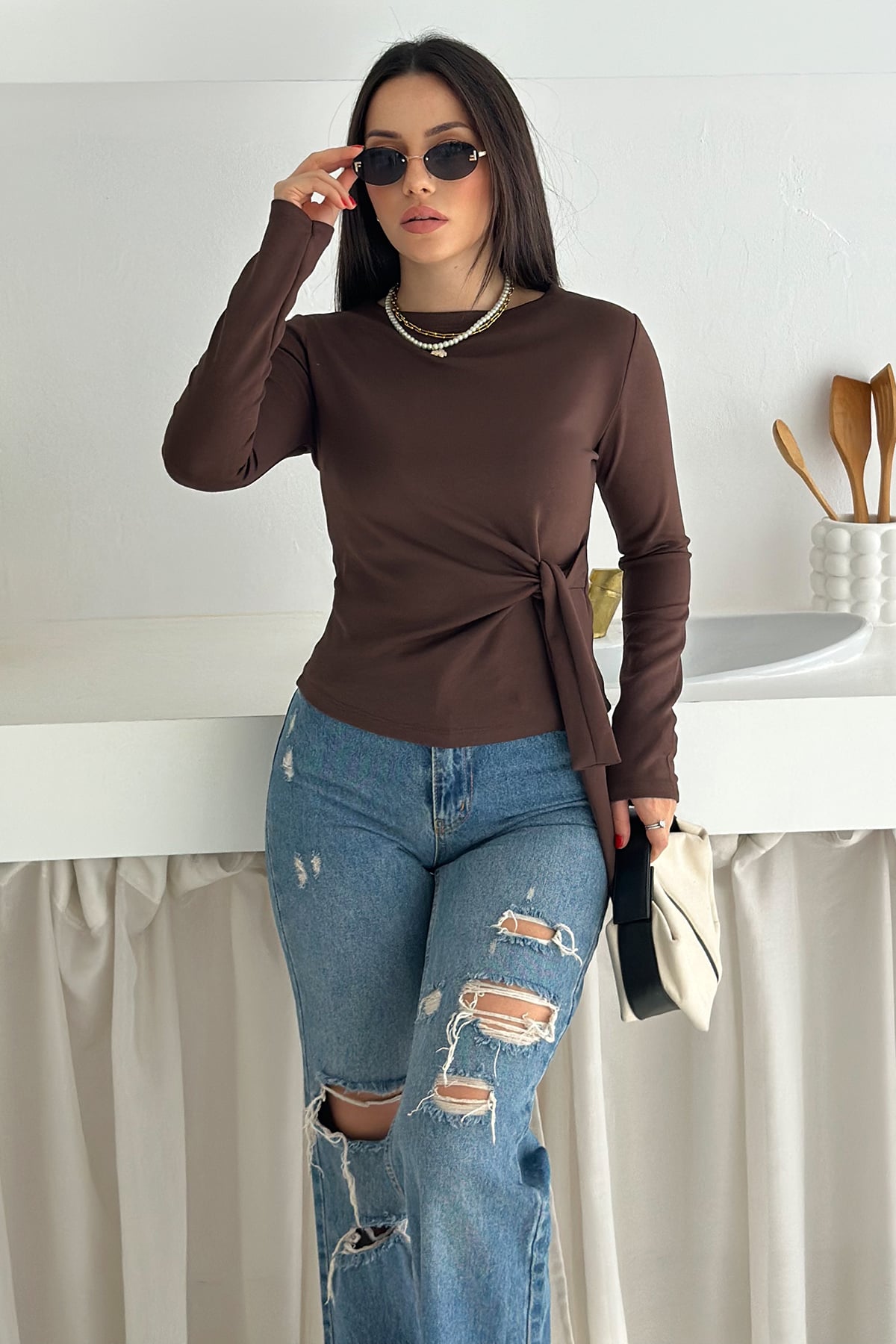 Kadın Belden Bağlamalı Uzun Kollu Bluz – Minimal & Şehirli Stil