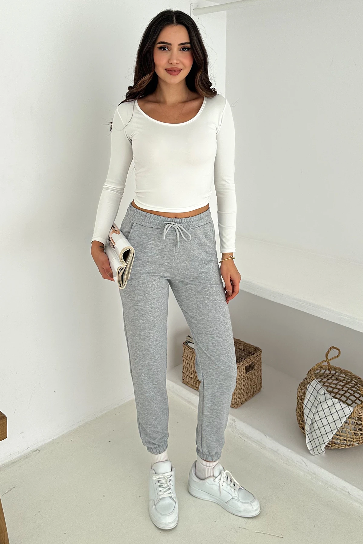 Kadın Bağcıklı Jogger Pantolon & Eşofman Altı – Sportif & Enerjik Stil