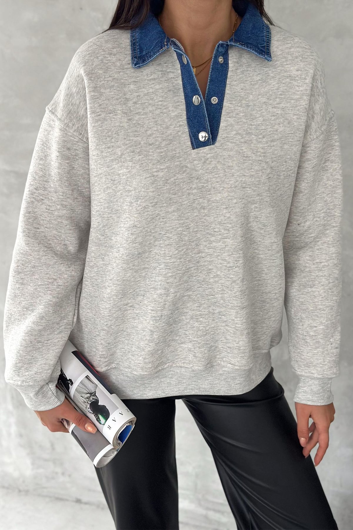 Kadın Denim Yakalı Sweatshirt – Sportif & Şehirli Konfor