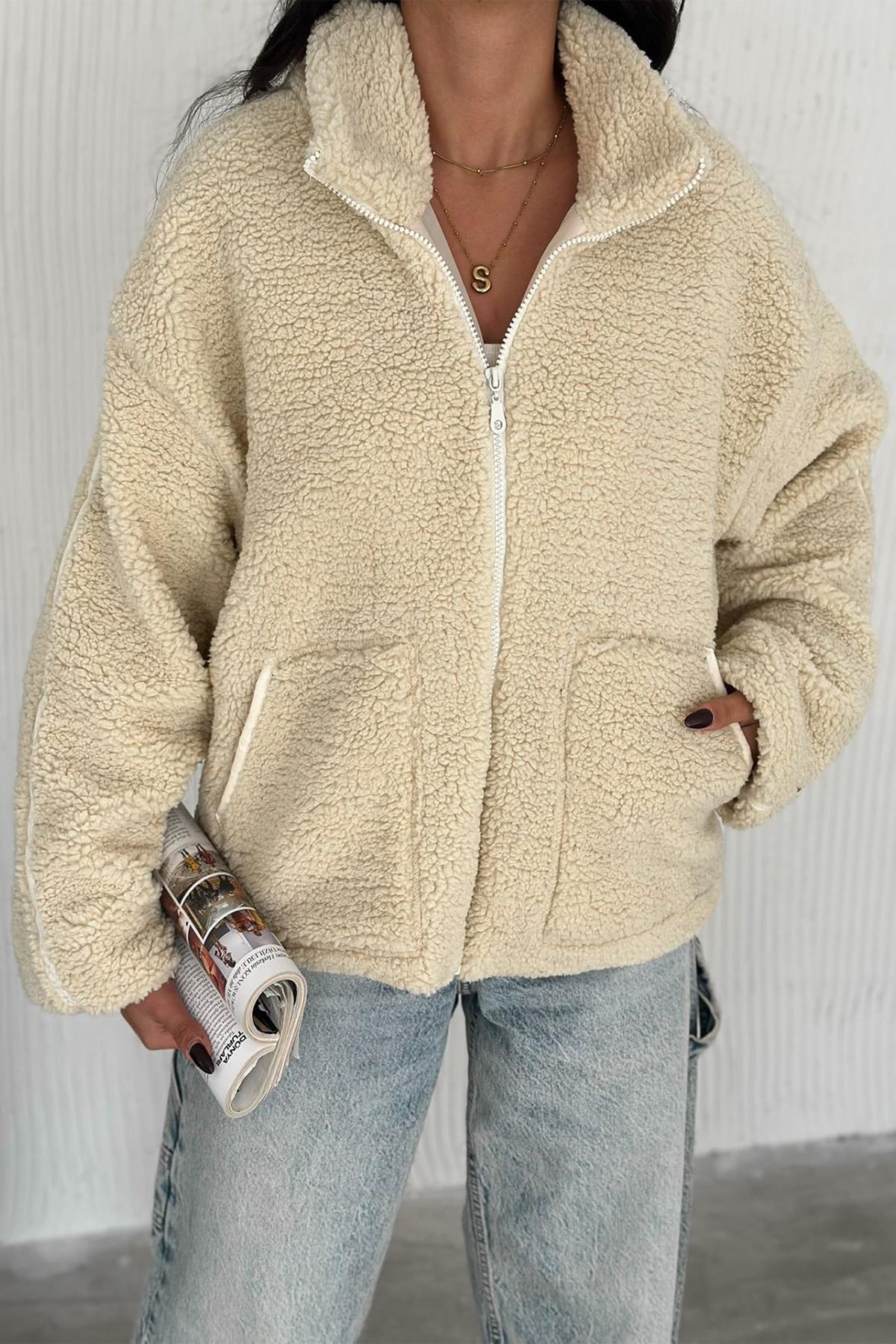 Kadın Fermuarlı Oversize Astarlı Peluş Ceket – Yumuşak Dokulu & Konforlu Stil