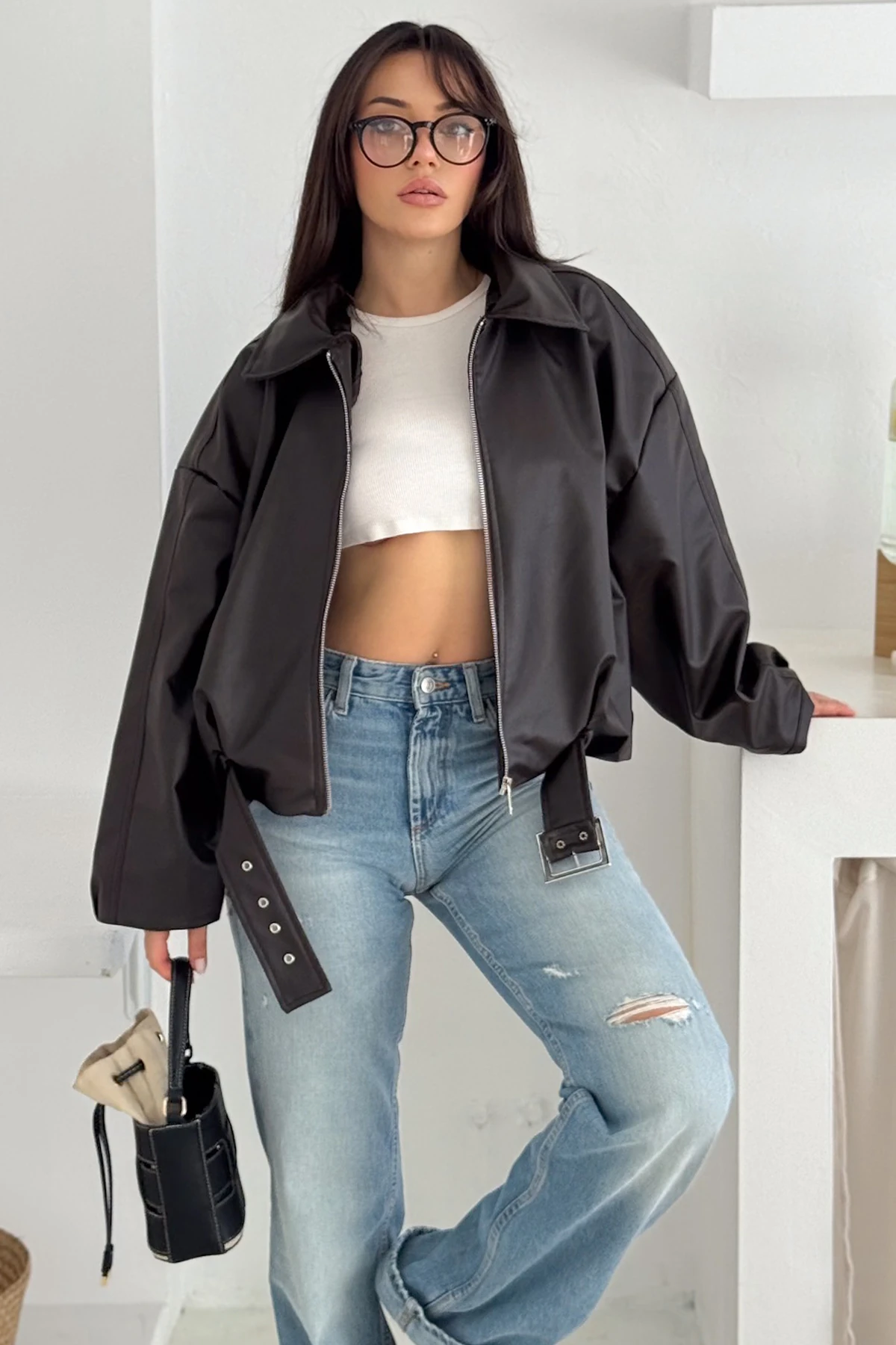 Kadın Oversize Deri Ceket – Güçlü & Sokak Stili