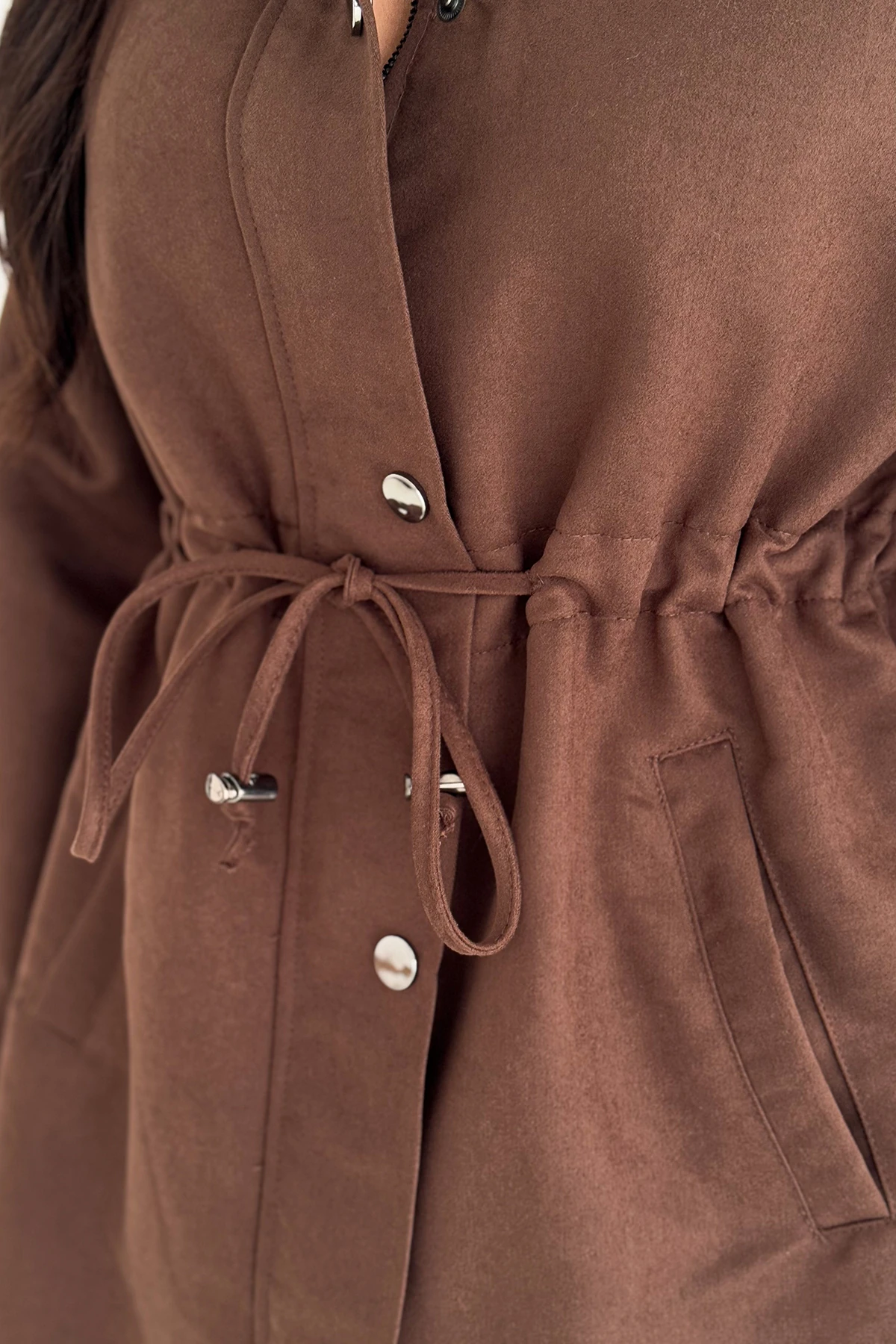 Kadın Bel Büzgülü Düğmeli Ceket – Fonksiyonel & Modern Stil