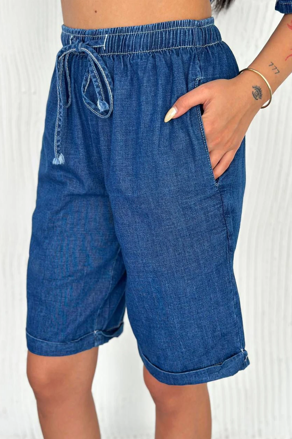 Kadın Denim Gömlek & Short Takım – Sportif & Modern Stil